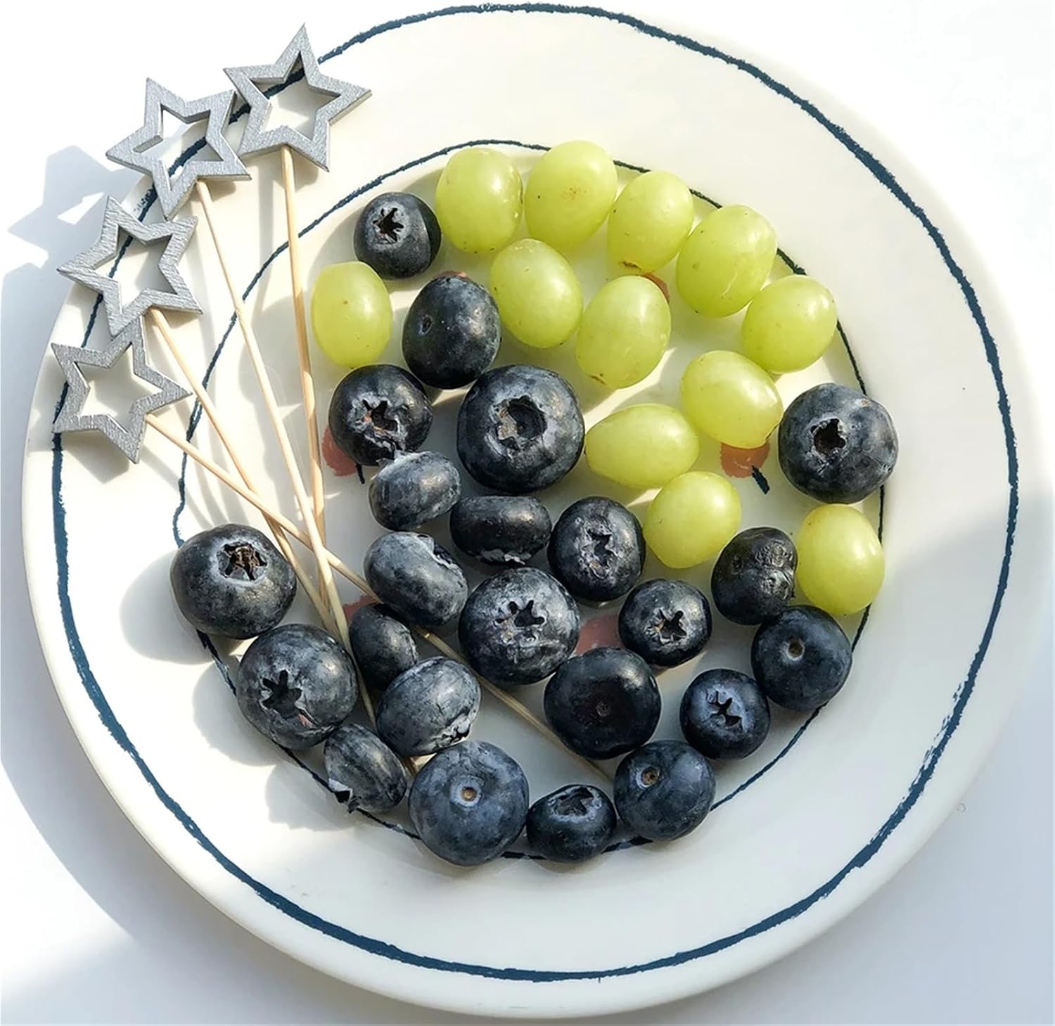 Fruit Skewers 100Pcs Star Disposable Bamboo Skewers Gold Silver Buffet Fruit Food Picks Cocktail Sticks Christmas Decoration Birthday Wedding(Color2)