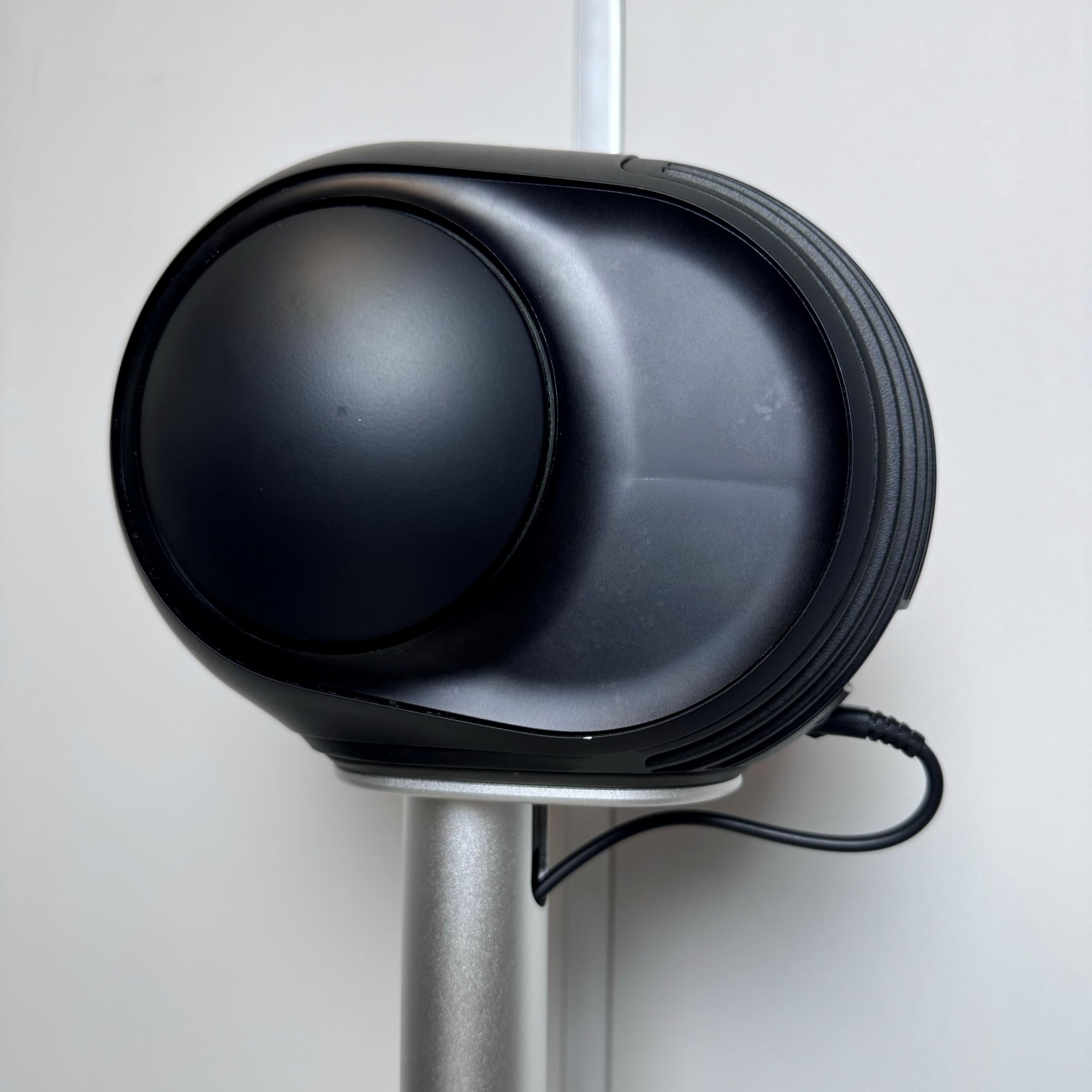 Amazon | ZGOUO スピーカー スタンド互換性のDEVIALET Phantom II 95dB