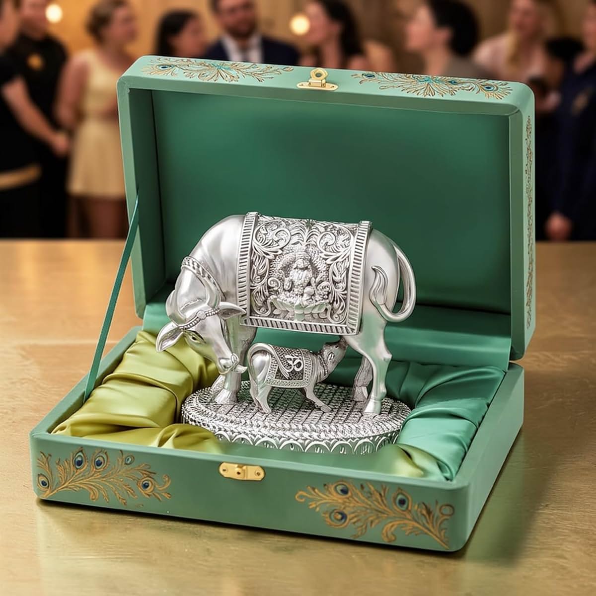 Silver 999 Silver Plated decorative keepsake: MIND CIRCUS 999 Pure Silver Plated Kamdhenu Cow Idol