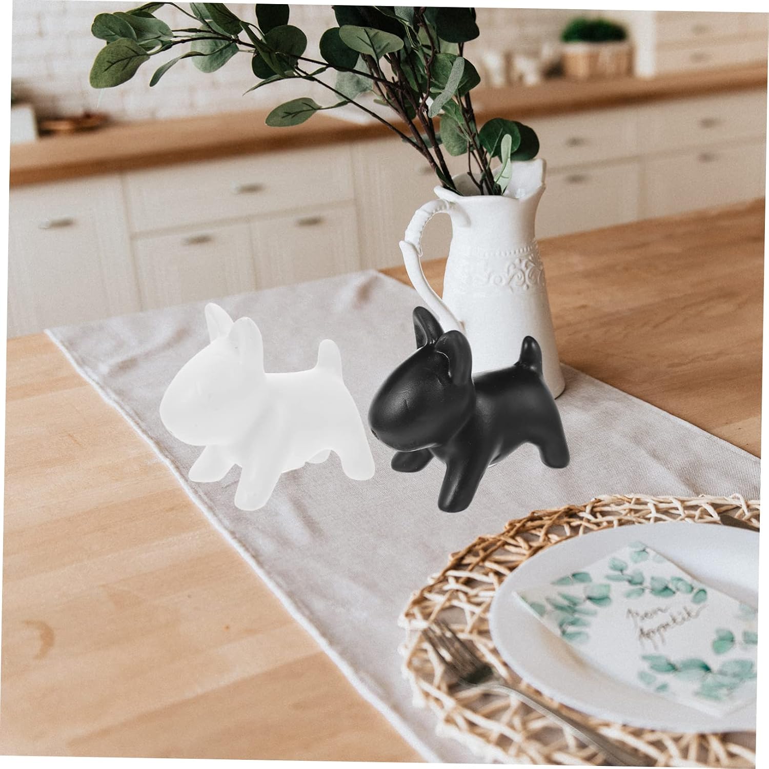 2pcs Dog Motif Ceramic Seasoning Bottles Salt Pepper Shakers Spice Shaker Jars for Kitchen and Restaurant