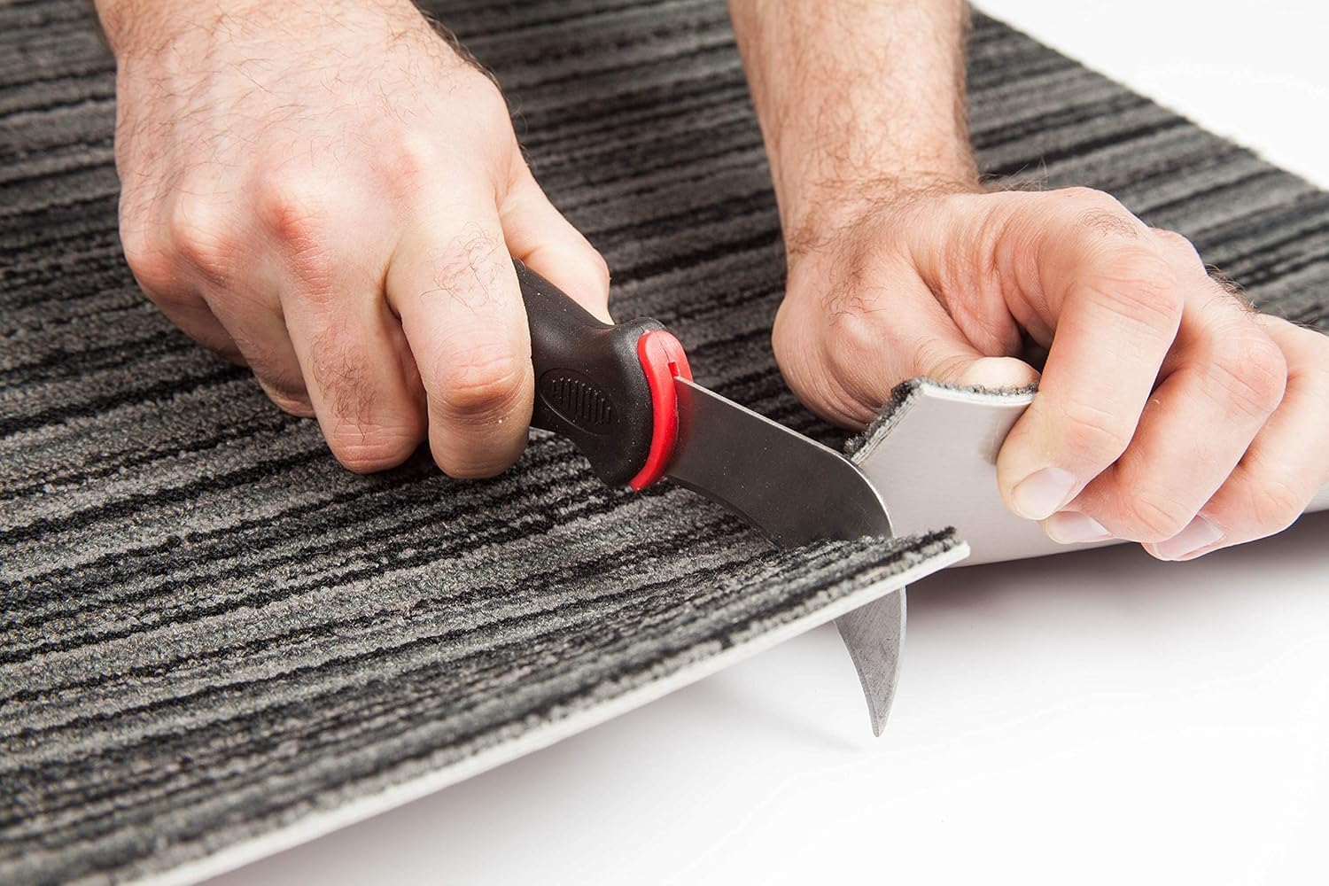 Red Devil 4608 2.5-Inch All Purpose Flooring Knife with High-Carbon Steel Blade, Non-Slip Comfort Grip Handle, Ideal for Flooring, Carpeting, Vinyl, and Drywall Tasks