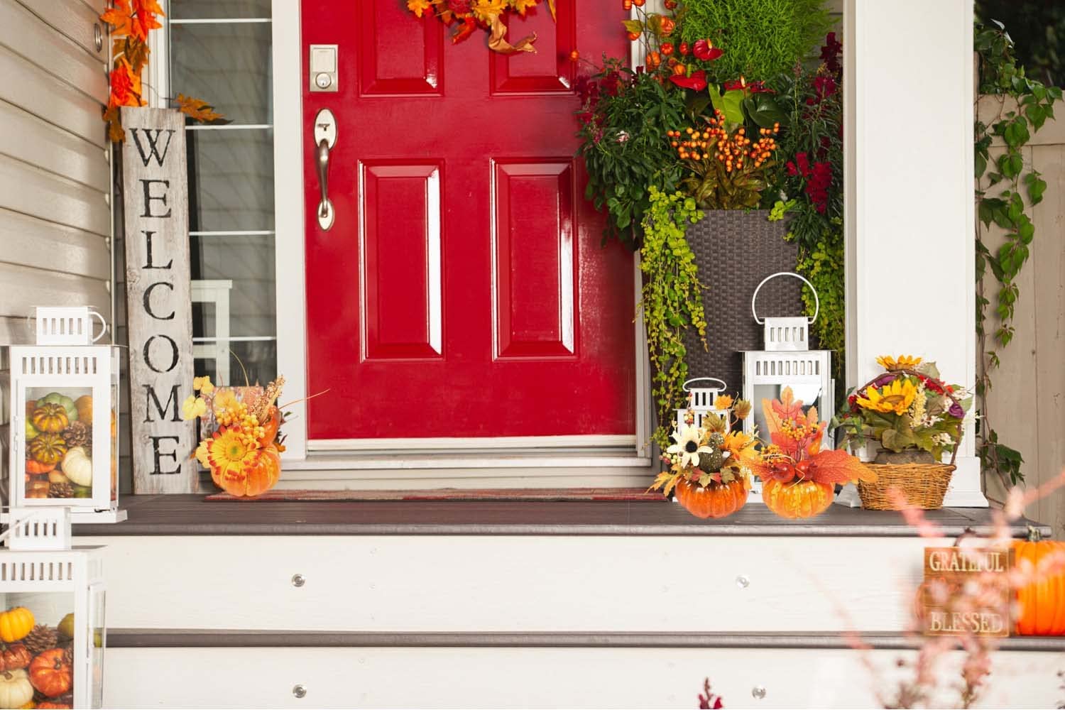 3 Pezzi di zucche Artificiali Set di zucche Artificiali per Decorazioni finte zucche finte con Foglie di Acero Girasoli di Bacche per Il fulcro dell'Autunno di Halloween del Ringraziamento
