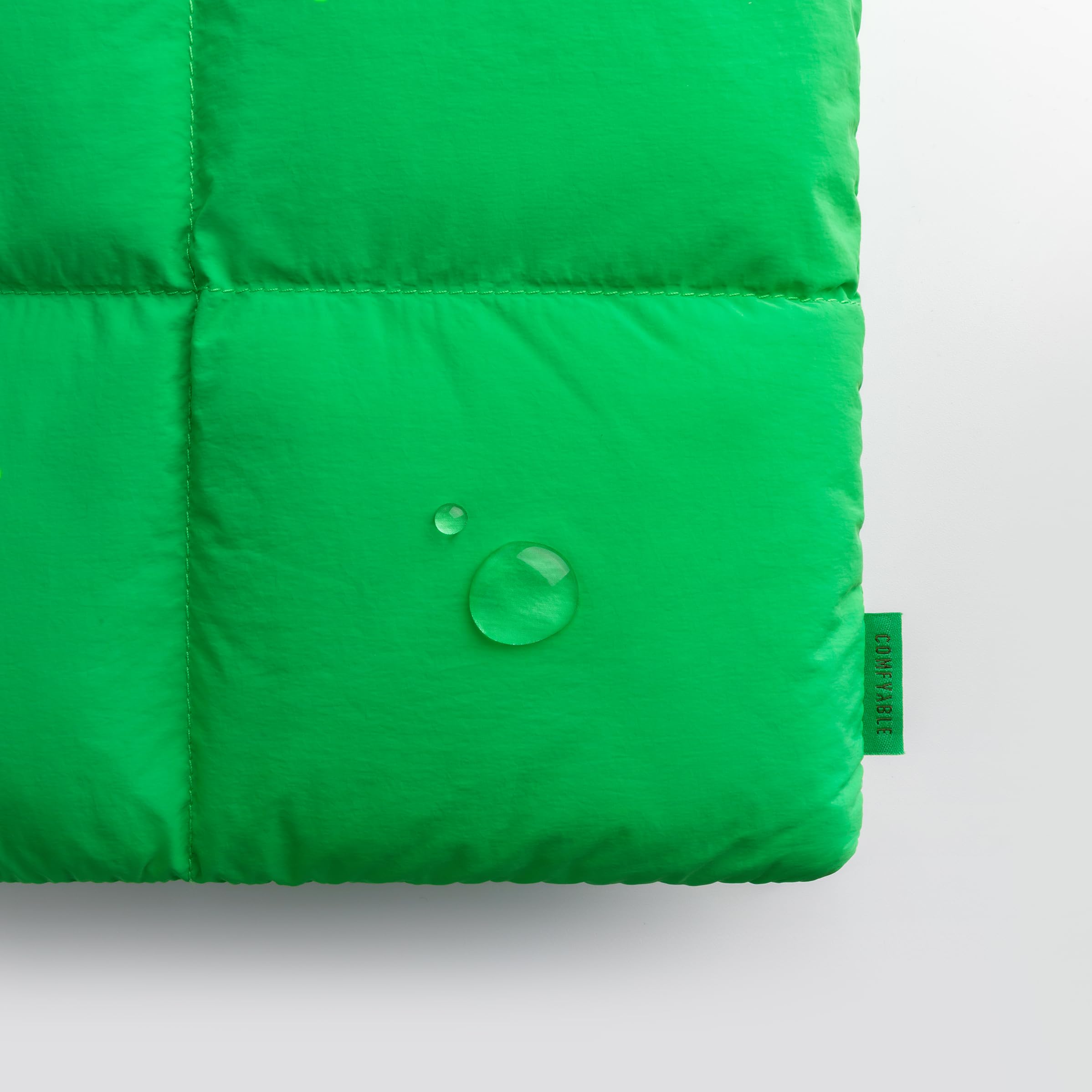 Comfyable Puffy Schutzhülle aus Nylon mit verstecktem Griff für MacBook