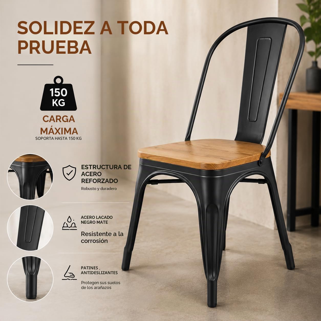 Kosmi - Juego de 4 sillas de Metal Negro y Madera Clara Asiento de fábrica de Estilo Industrial de Metal Negro Mate y Madera Clara