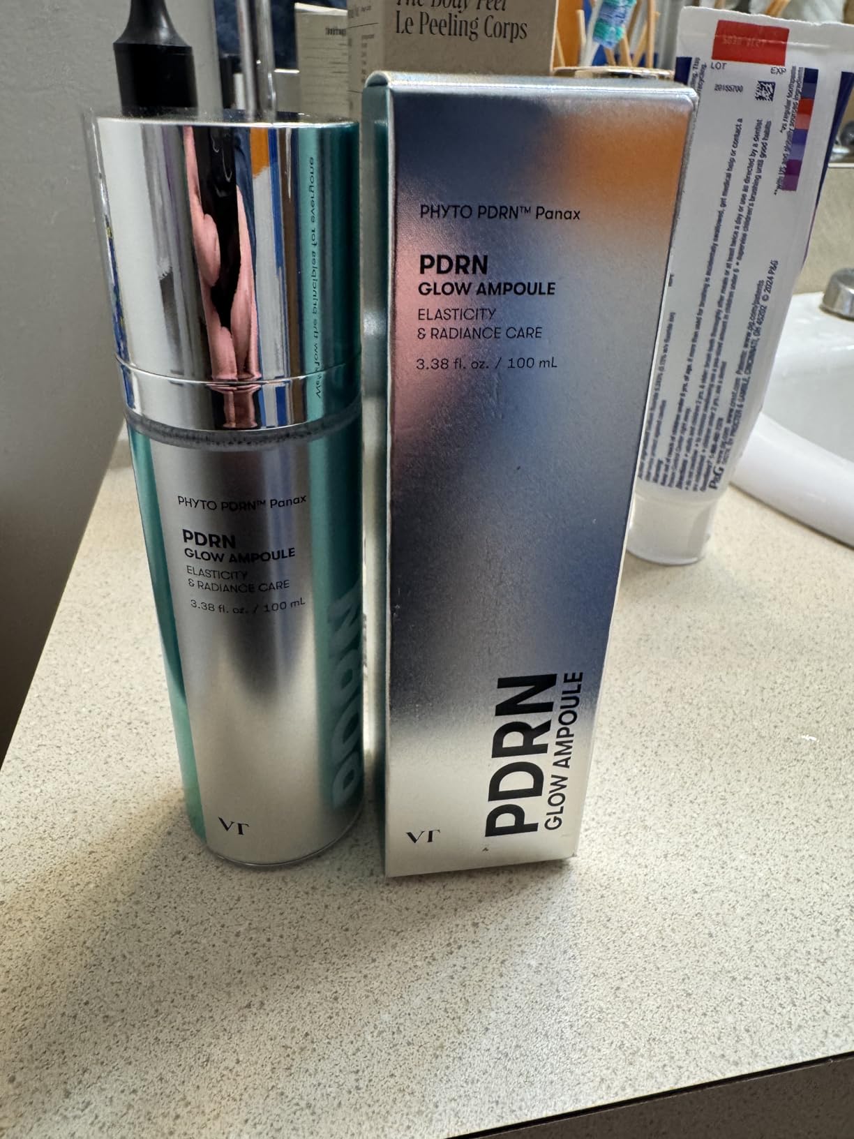 VT COSMETICS PDRN Glow Ampoule, PDRN Facial Mist, Deep Hydration Spray Serum, Vegan Skin Care, Light-weight Face Moisturizer, Plumping Effect, Fragrance-Free, Korean SkinCare (3.38 fl oz / 100 ml)