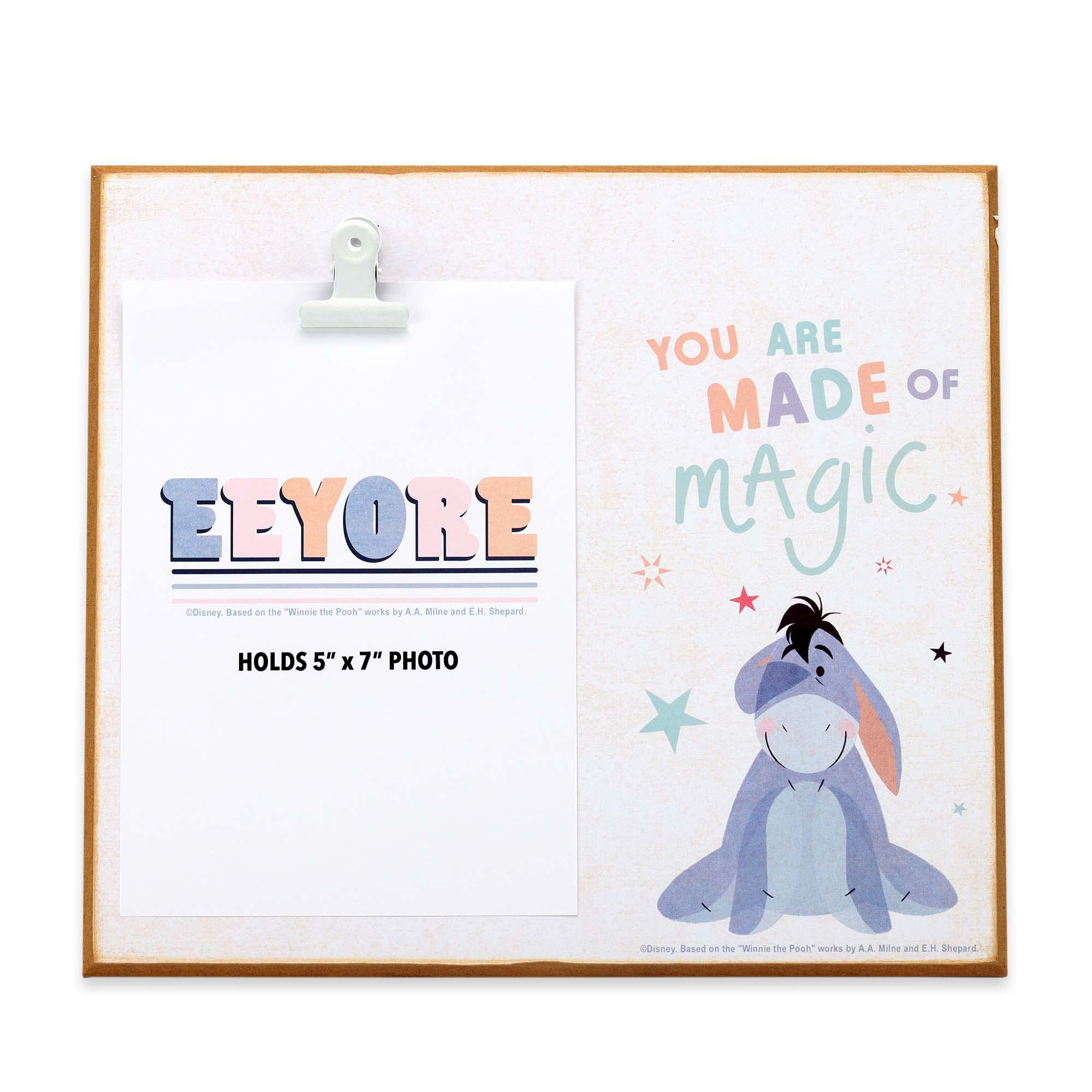 Open Road Brands Disney Winnie The Pooh Eeyore – Marco de fotos de madera mágica para fotos de 5 x 7 pulgadas, bonito marco de fot