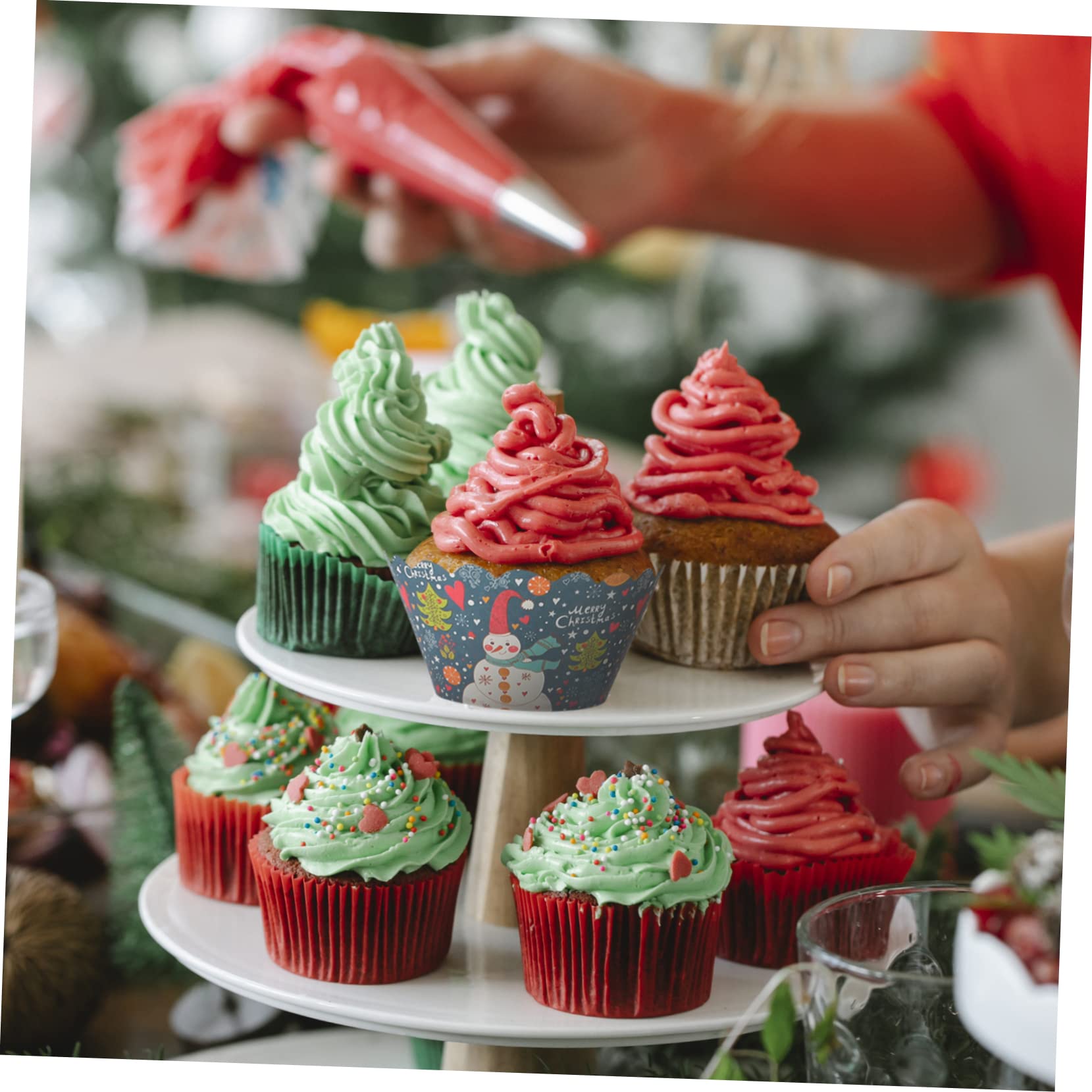 Cabilock 3 Sätze Weihnachtskuchenbecher Papierbecher Abschluss Cupcake Förmchen Backzubehör Backbecher Mit Deckel Mini Cupcake Behälter Cupcake Förmchen Goldene Muffin 150 Stück * 3
