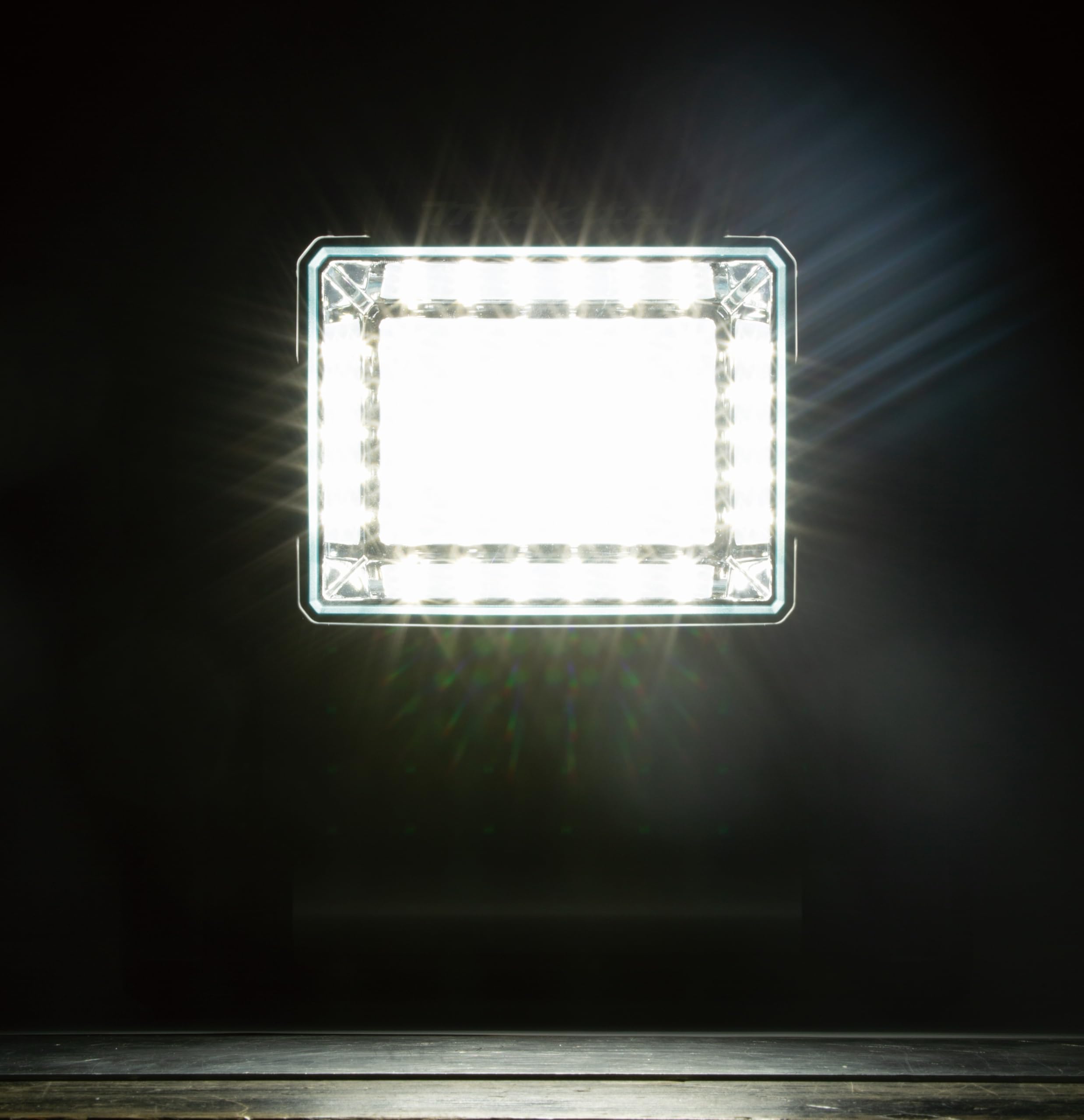 Makita DEADML811 LED-Akku-Baustrahler (ohne Akku, ohne Ladegerät)