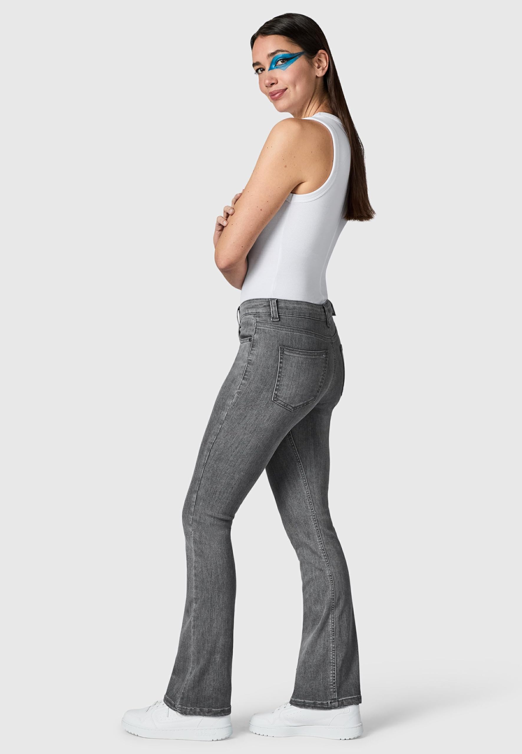 Peak Time Damen elastische Bootcut Jeans Mid Waist mit Bio-Baumwolle (GOTS Zertifiziert) Zenita