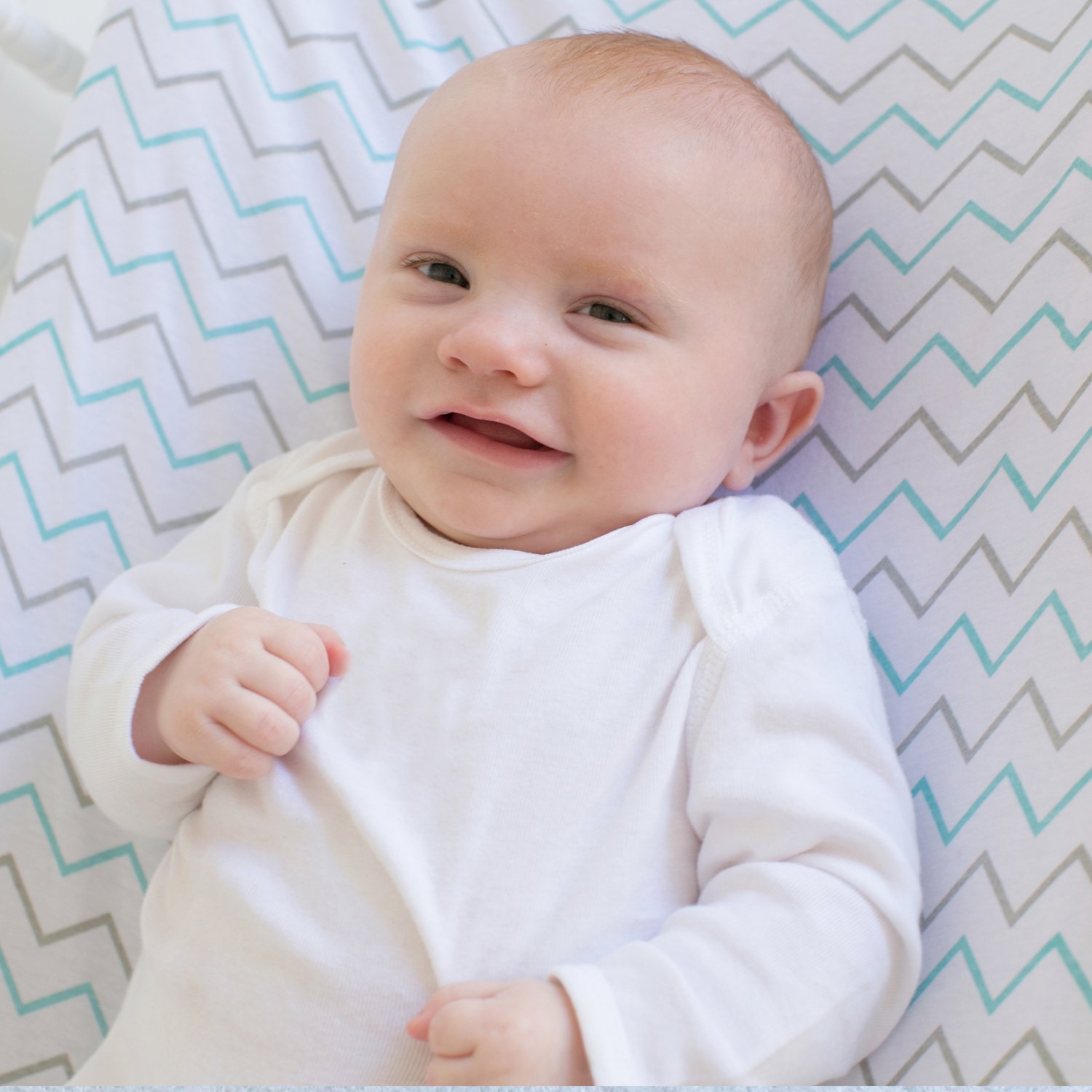 Ziggy Baby Jersey Cotton – pokrowiec na przewijak w kolorze niebieskim i szarym, by Ziggy Baby