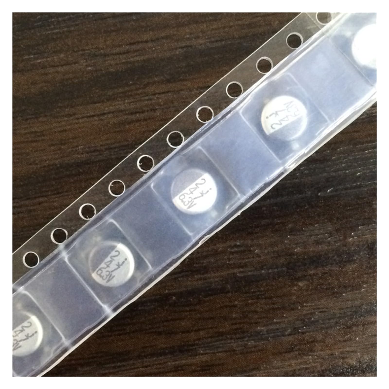 Condensateur 47uF 6.3V miniature pour réparer vos appareils connectés de la maison