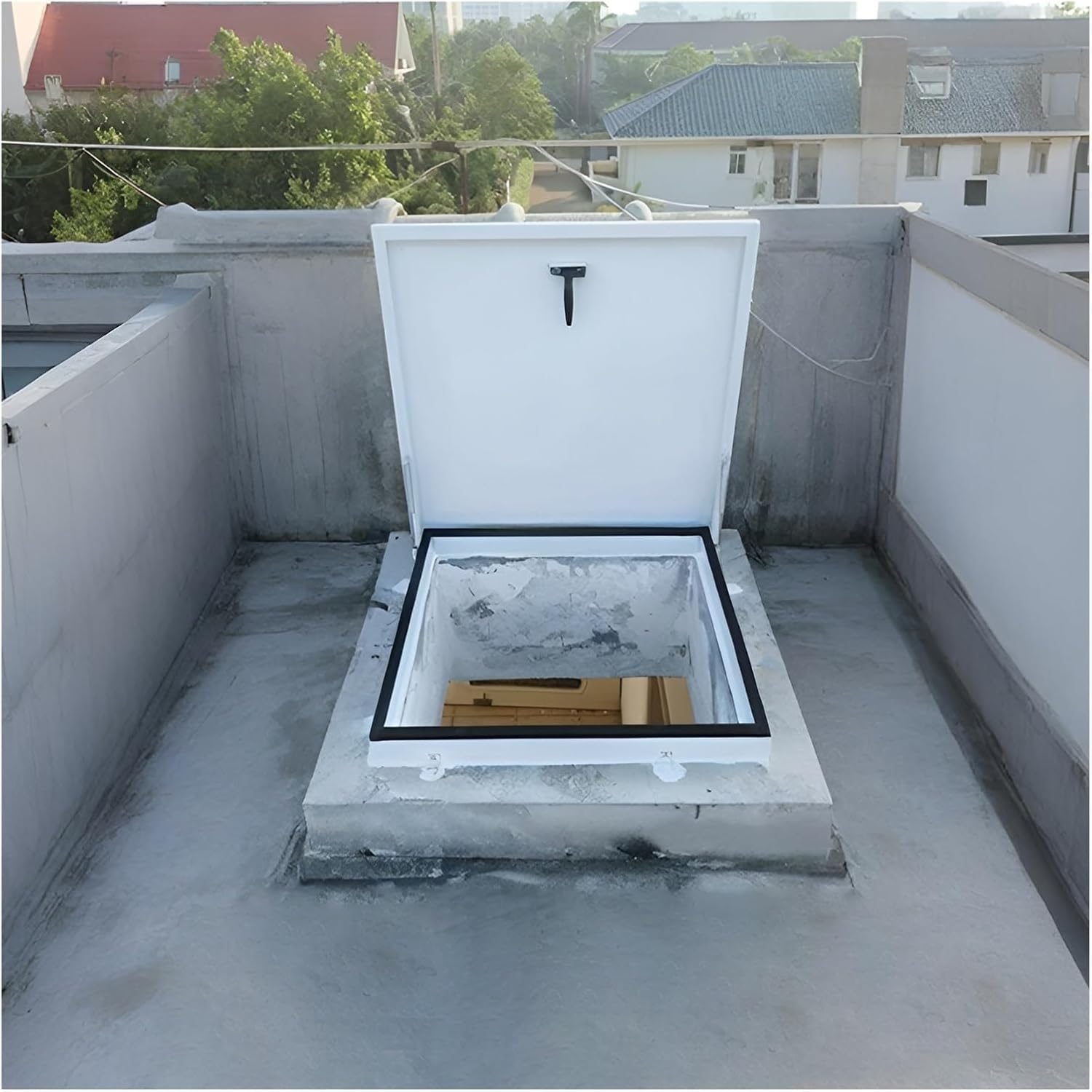 Juskaqzyi One Color Skylight Roof Hatch Galvanized Steel Roof Access Hatch Heavy Duty Attic Door Waterproof Skylight Roof Window For Home Attic(In 85 * 85Cm)