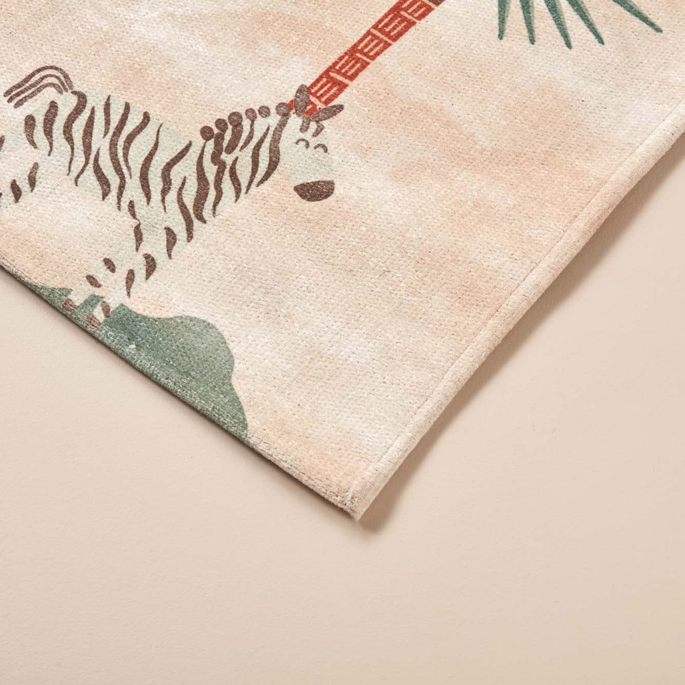 BELLA MAISON Safari Kids Hayvan Baskılı%100 Polyester Kilim, Somon, 80x150 cm