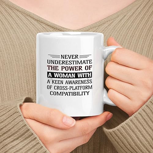 Miniatura 22 de Taza de cerámica blanca de 11 oz de regalo para mujer, nunca subestimes el poder de la mujer con un regalo para liderazgo y tutoría en atención