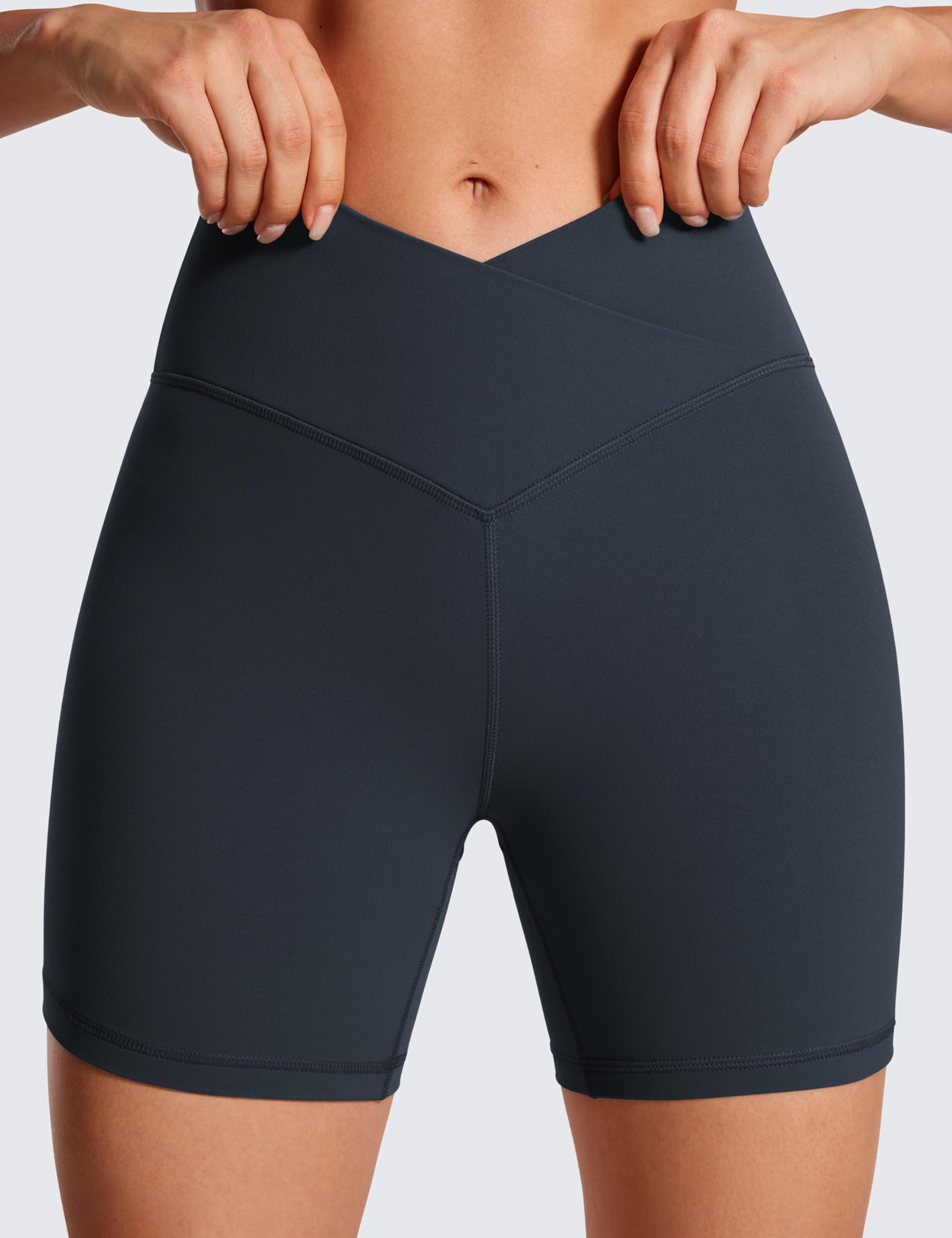 CRZ YOGA Mujeres Butterluxe Mallas Cortas Crossover Cintura Alta Yoga Ciclismo Pantalones Cortos Deportivos - 13cm