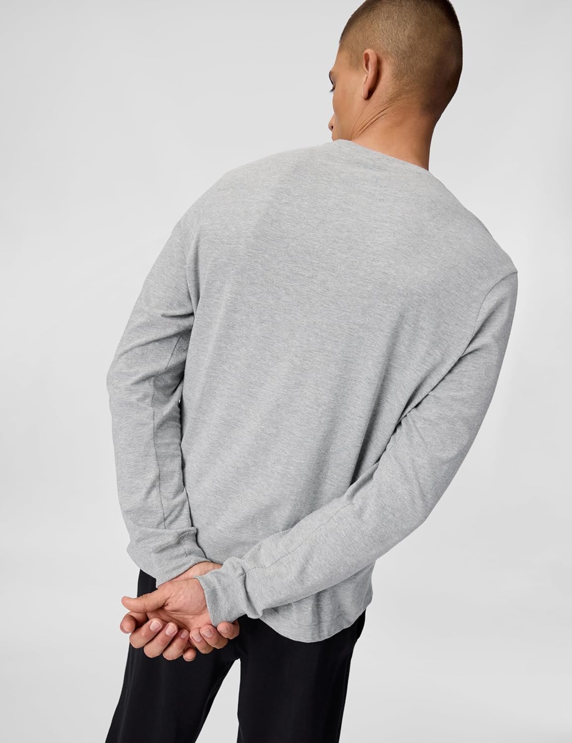 Nike Men's Sportswear Club Long-Sleeve T-Shirt - Image 5