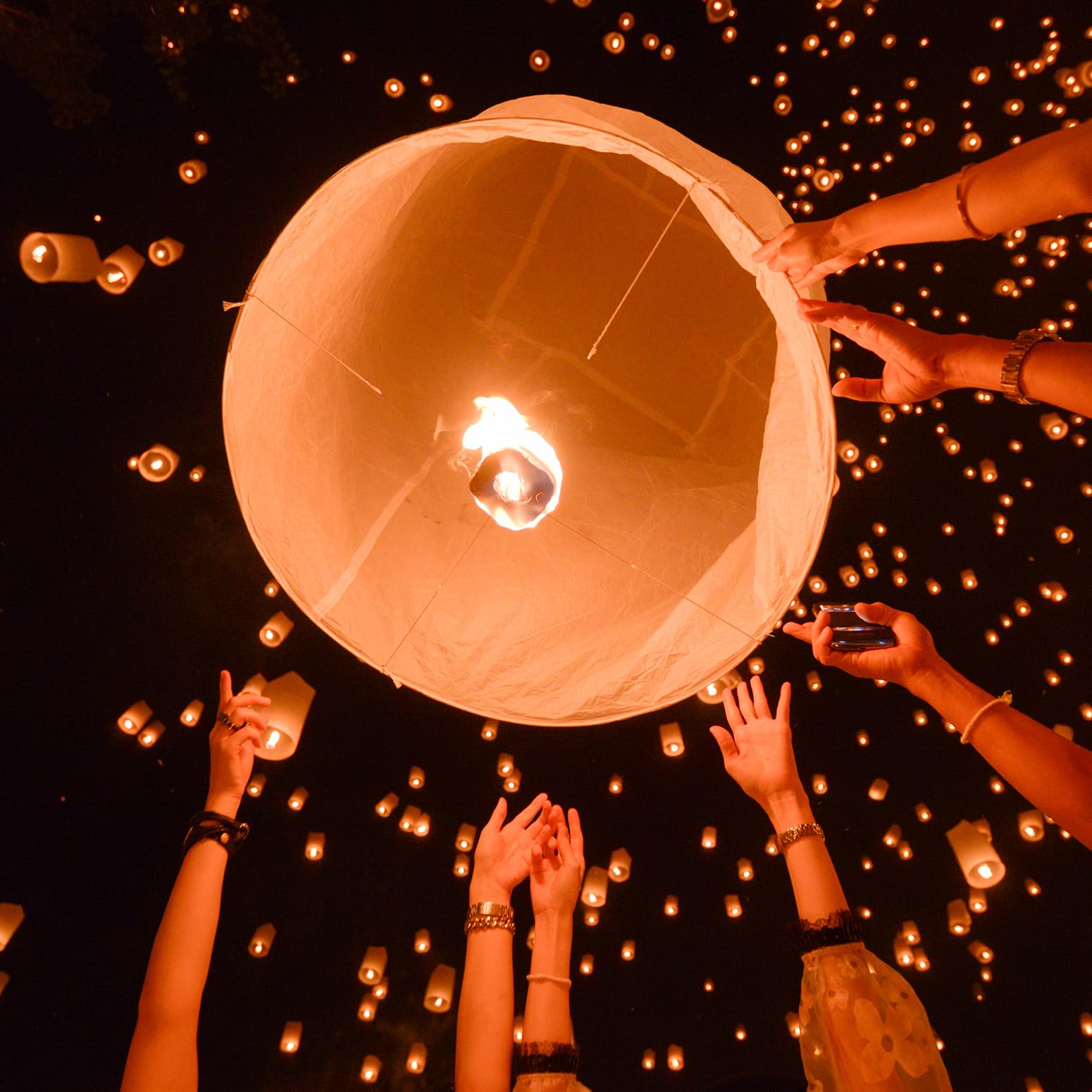 Lanterne Volante 100% biodégradable Papier, Blanche lampion Chinoise Volant, idéal pour Vos événements Mariage fêtes Nouvel an, 12 pièces