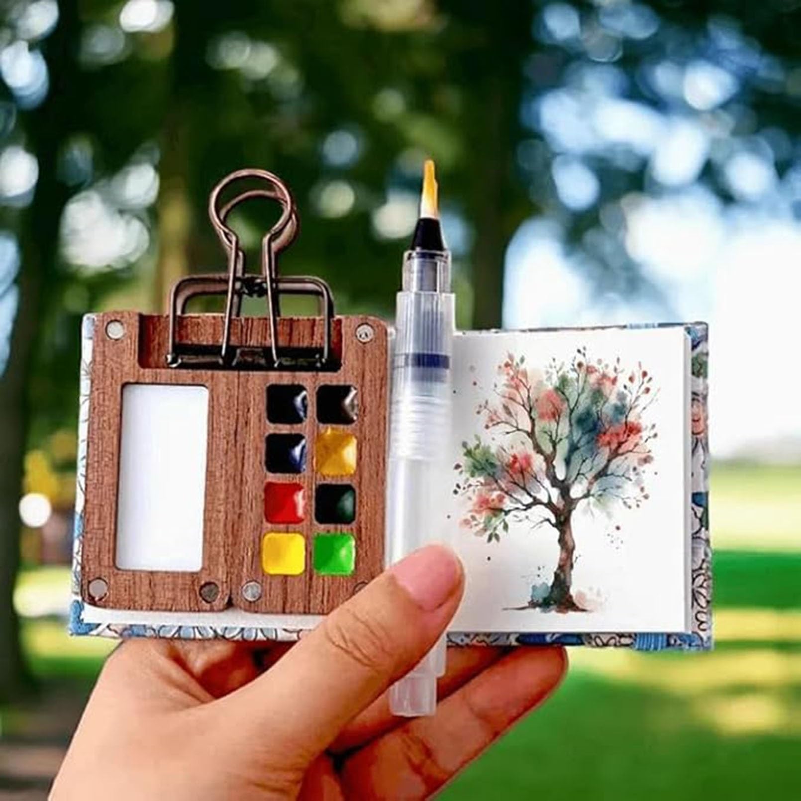 Set Mini Acquerello Portatile LEKEFETO – 15 Colori Con Tavolozza, 24 Colori, Album, Penna E Clip – Ideale Per Viaggio E Arte