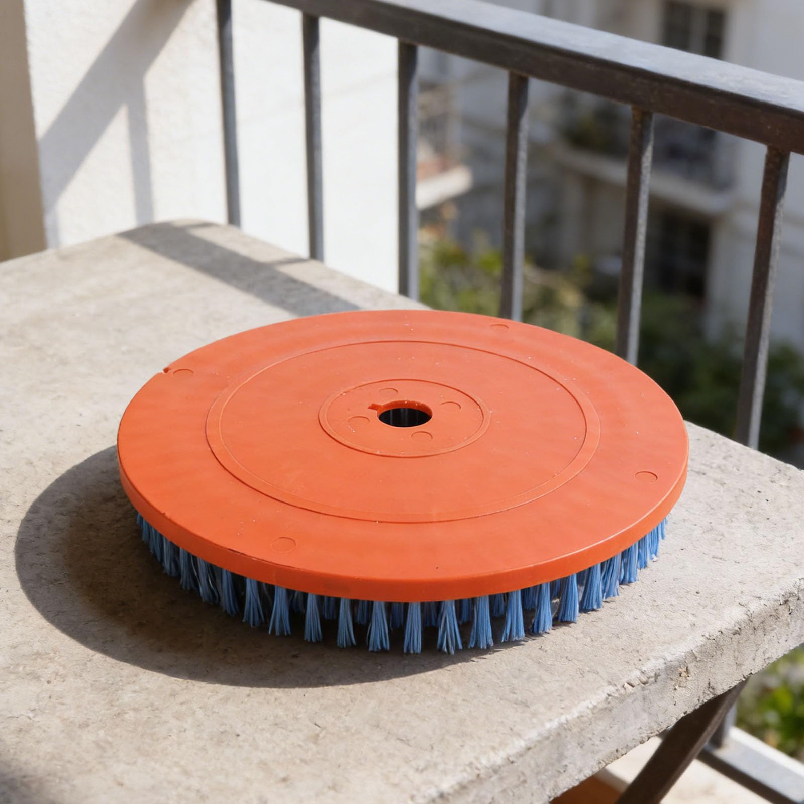 Spazzola per la pulizia del giardino, testina per diserbo, accessorio per tosaerba per patio, terrazza, cortile e pavimento di fattoria, strumento per la pulizia delle fughe delle piastrelle per