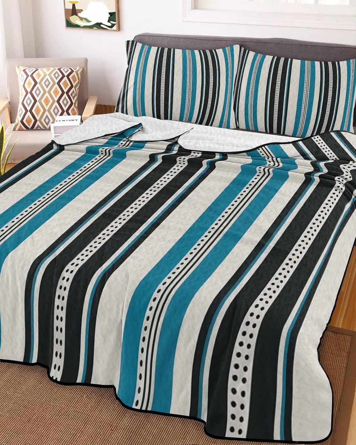 King Size Quilt Set, Retro Blue White Stripes Lightweight Bedspread Coverlet Set Soft Microfiber Summer Quilt with 2 Pillow Shams, Watercolor Geometric Lines 3 Piece Comforter Bedding Set