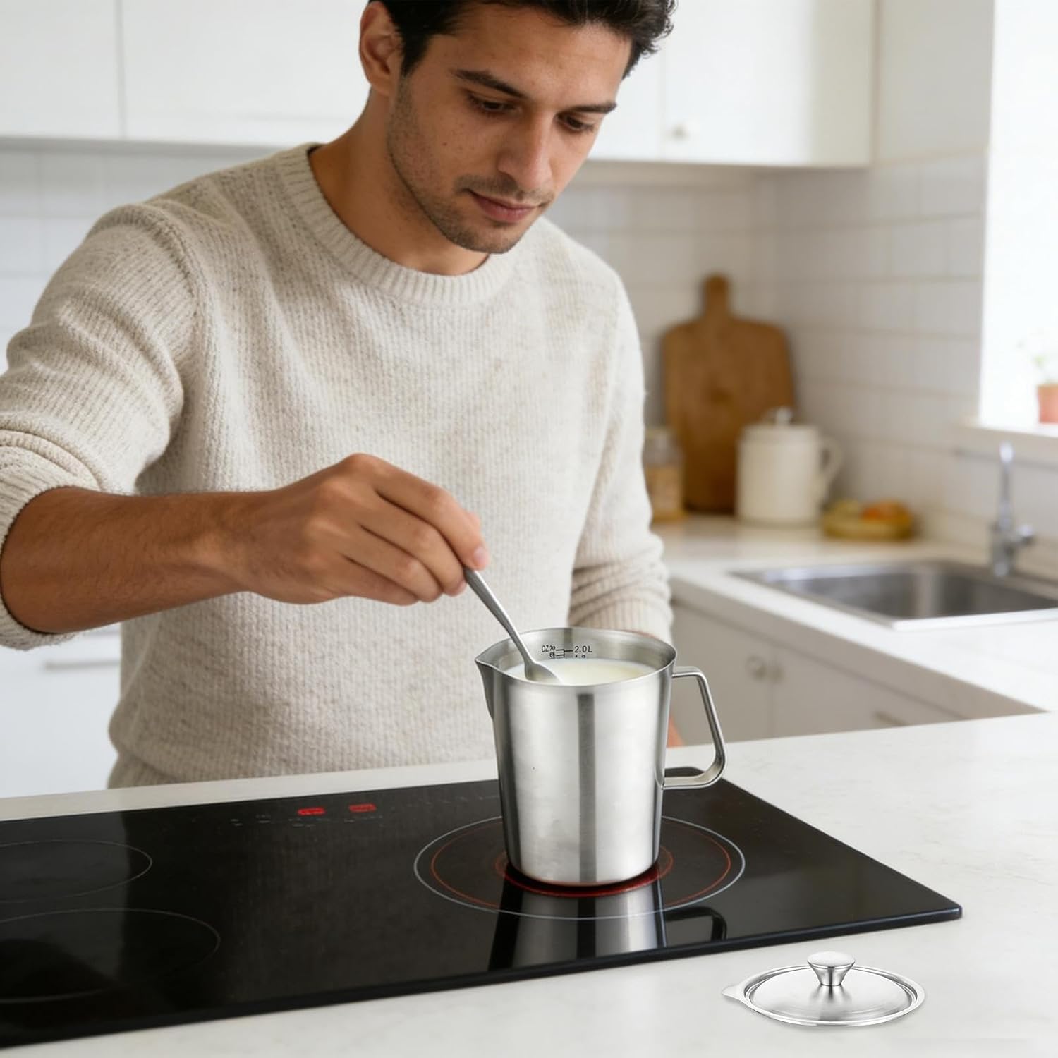 Milk Frothing Cup and Pitcher, 2l Stainless Steel Measuring Tool, Precise Portable Use for Frothed Beverages, Latte Cappuccino Brunch Accessory, Home Coffee Shop Kitchen Equipment