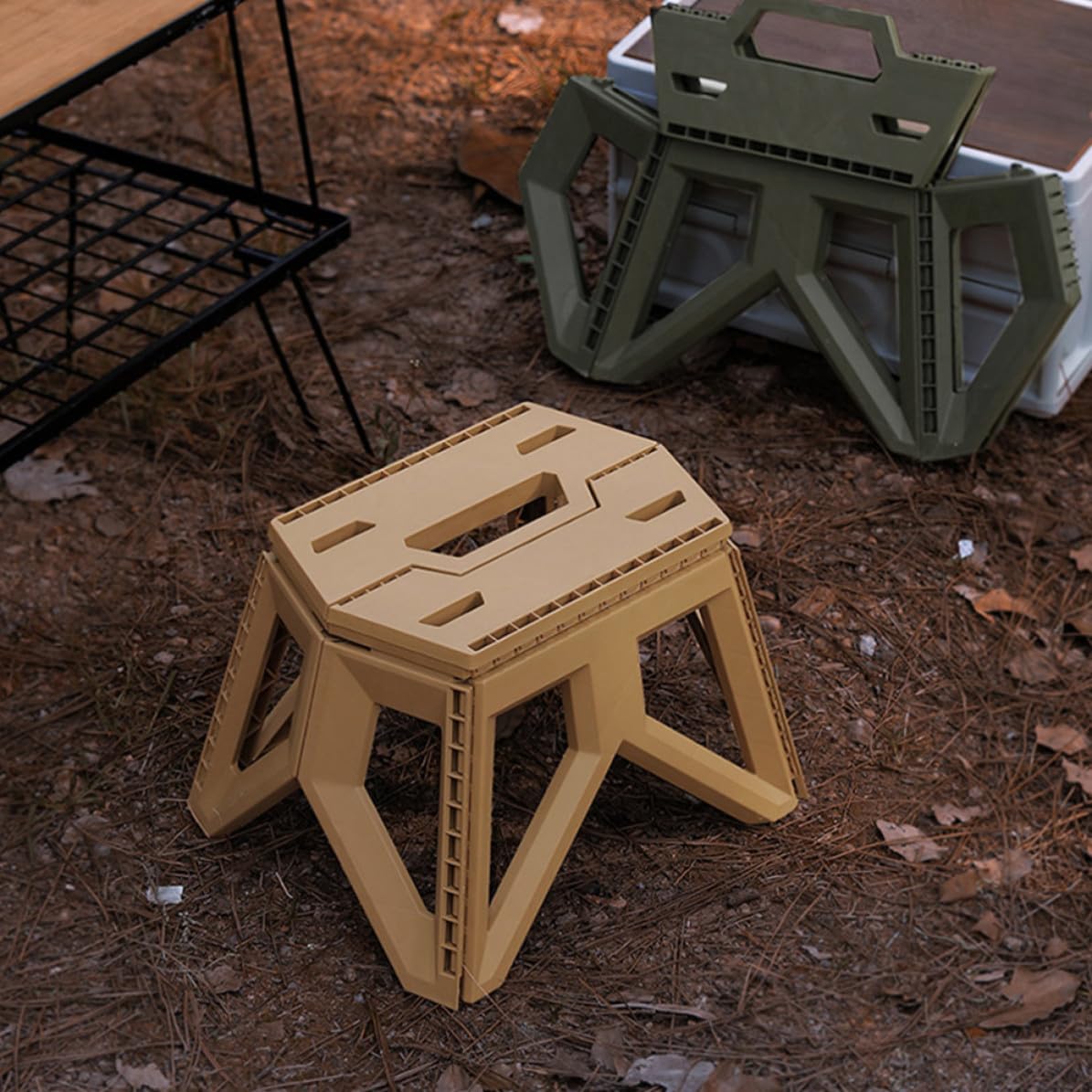 Sgabello Pieghevole per Bambini in Pp, Robusto e Facile da Pulire | Chiusura Compatta, Facile da Riporre, Festa Scuola Decor, Accessori per Campeggio