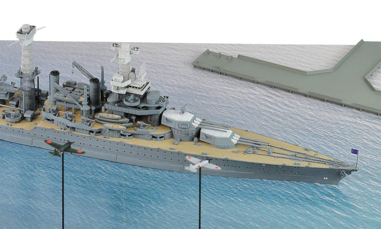 戦艦アリゾナ1／700スケール　パールハーバーの戦闘ジオラマ WW.II 1941年12月8日「真珠湾攻撃」 アメリカ海軍 戦艦 アリゾナ
