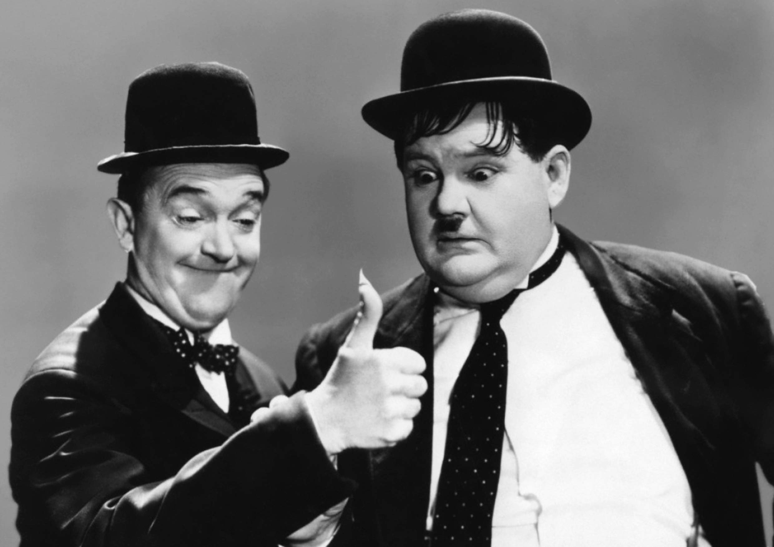 Laurel & Hardy #7 Classic Comedy A4 Unframed Film Cinema Movie Star Poster Famous Hollywood OK Good Black and White Picture Bedroom Artwork Print Photo Wall Decoration Reprint