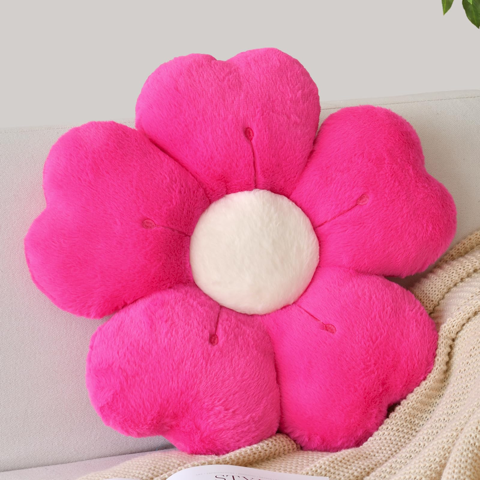 Flower Shaped Pillow Cute Decorative Throw Pillows with Soft Rabbit Fur for Couch Bed Chair Floor Christmas Pillow