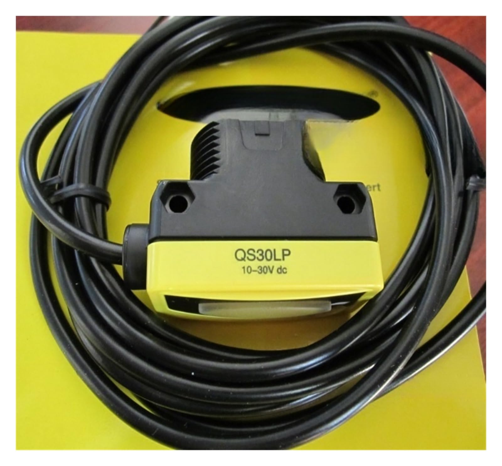 Sensore fotoelettrico inverso a Specchio QS30LP Luce Rossa visibile con Portata di 8 Metri