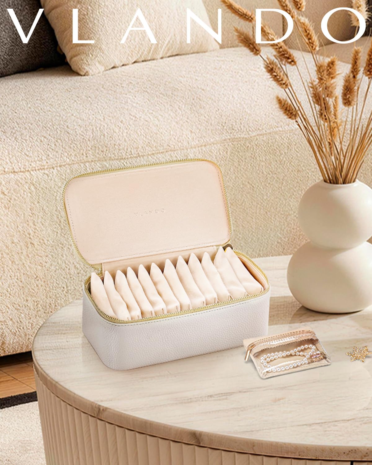 VLANDO Organizador de joyas de viaje de piel sintética con 12 bolsas de terciopelo para joyas, estuche para collares, anillos, regalos para mujer, color blanco-L