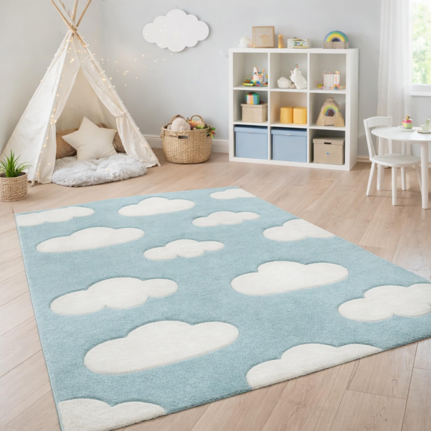 Modern Kids Rug with Clouds in Blue Pastel for Nursery, Size: 3' x 5'