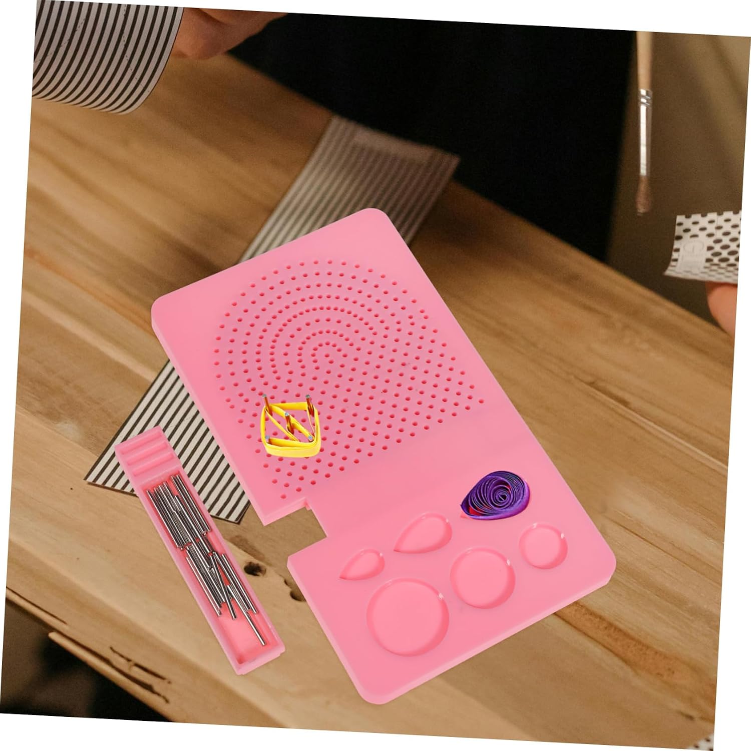 Pink Quilling Board with Pin, Nonslip Paper Winding Tool