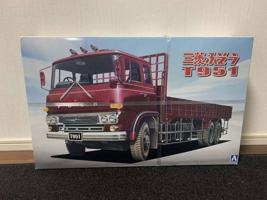 アオシマ1/32 ヘビーフレイトNo.15 T951 後期型 平ボデー　完成品 Amazon | 青島文化教材社 1/32 ヘビーフレイトシリーズ No.15
