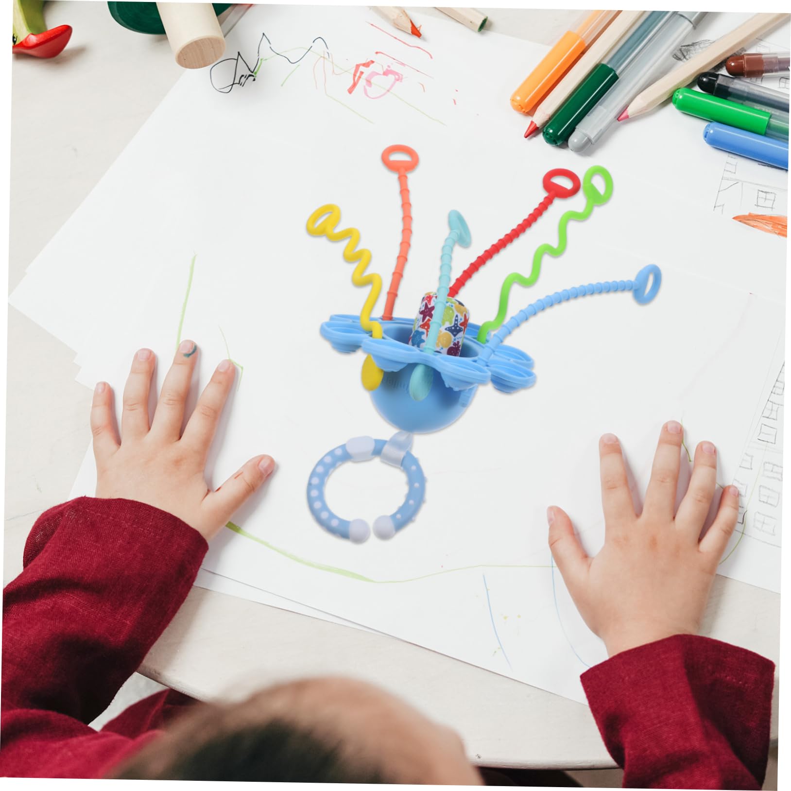 YARNOW Octopus Silicone Sensory for Boy Girl Engaging Pull String Design Educational Enhancing Grasping Skills and Hearing Development Random Style