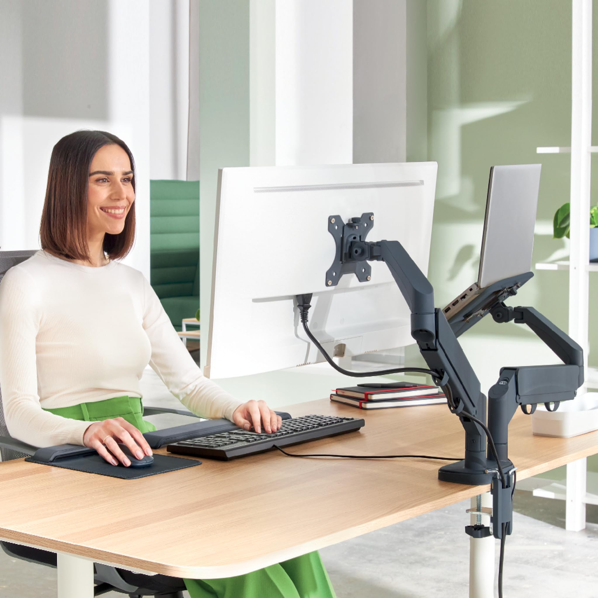 Leitz Ergo Uchwyt do Monitora i Laptopa, Oszczędzający Miejsce na Biurku, dla Monitora do 32" i Laptopa do 17", Ciemnoszary, 65380089