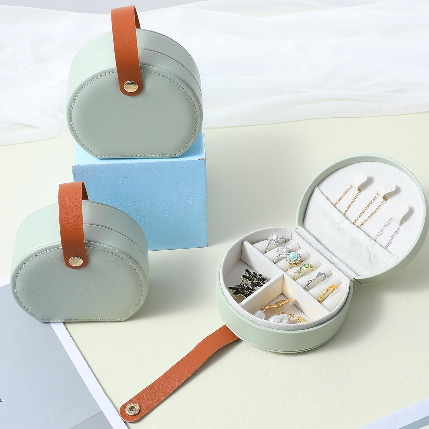 10 Pcs Mini Jewelry Travel Case, Small Travel Jewelry Case Organizer, Half Moon Leather Jewelry-Box with Handle, Green Bridesmaid Gift for Women Wedding Party Accessories
