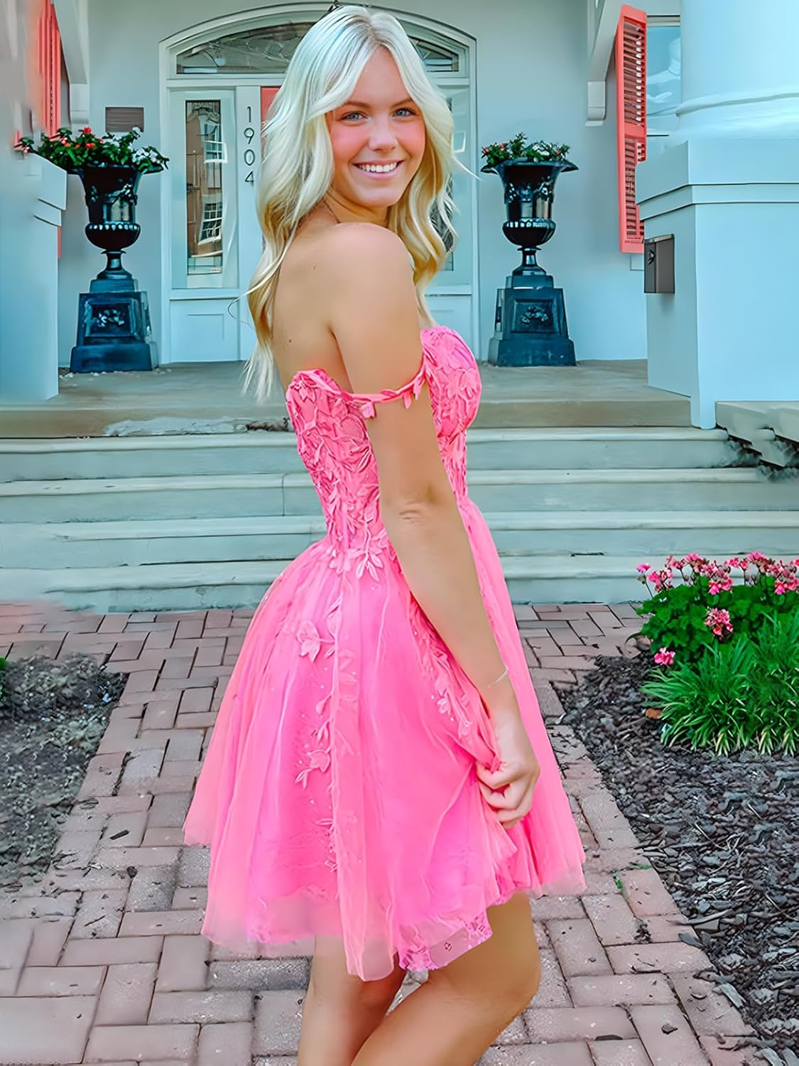 A-Line Tulle Short Prom Dress for Teens Elegant Off The Shoulder Lace Applique Corset Puffy Formal Cocktail Dresses