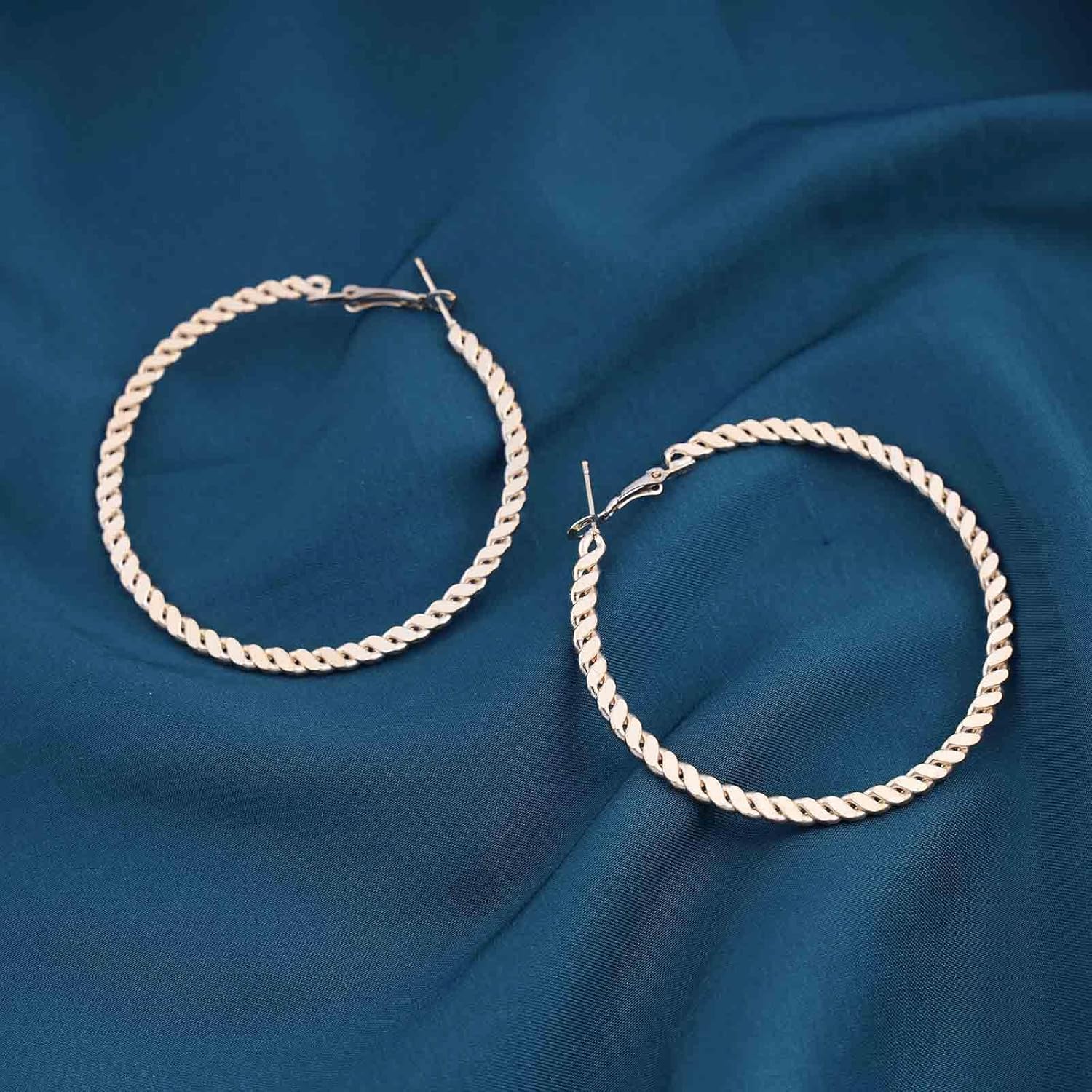 Andelaisi Boho Large Circle Hoop Earrings Big Twist Circle Hoop Earrings Vintage Large Hoop Earrings Gold Hollow Circle Drop Earrings Jewelry for Women - Image 3