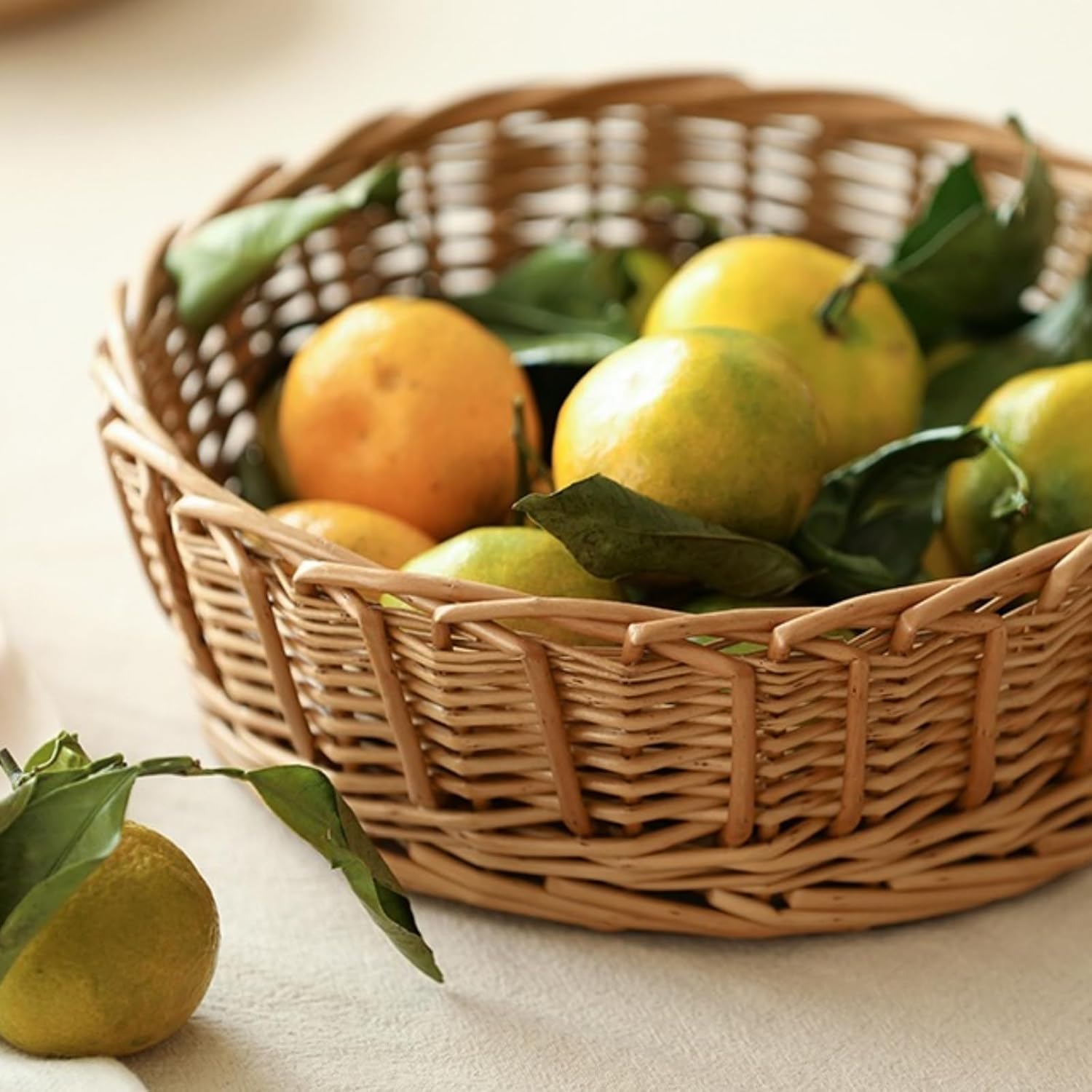 枝編み細工品収納バスケット フルーツおやつパン玉子まんじゅう キッチンテーブル編みストックバスケット 円形 玄関テーブルの雑物収納