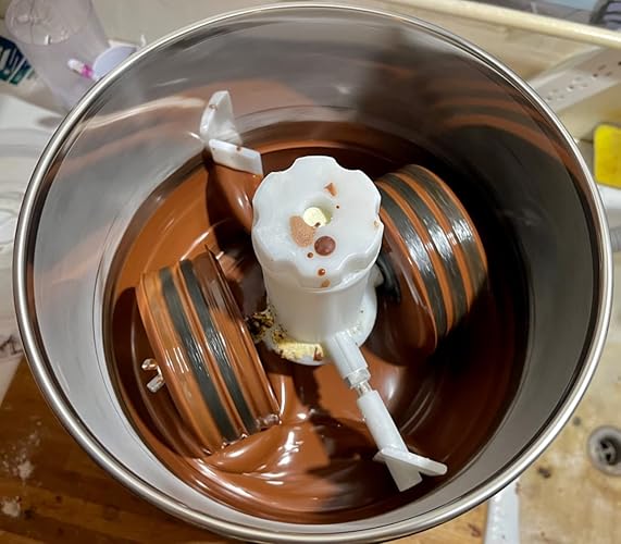 Amazon.co.jp: Premier Tilting Chocolate Refiner - Melanger by SS