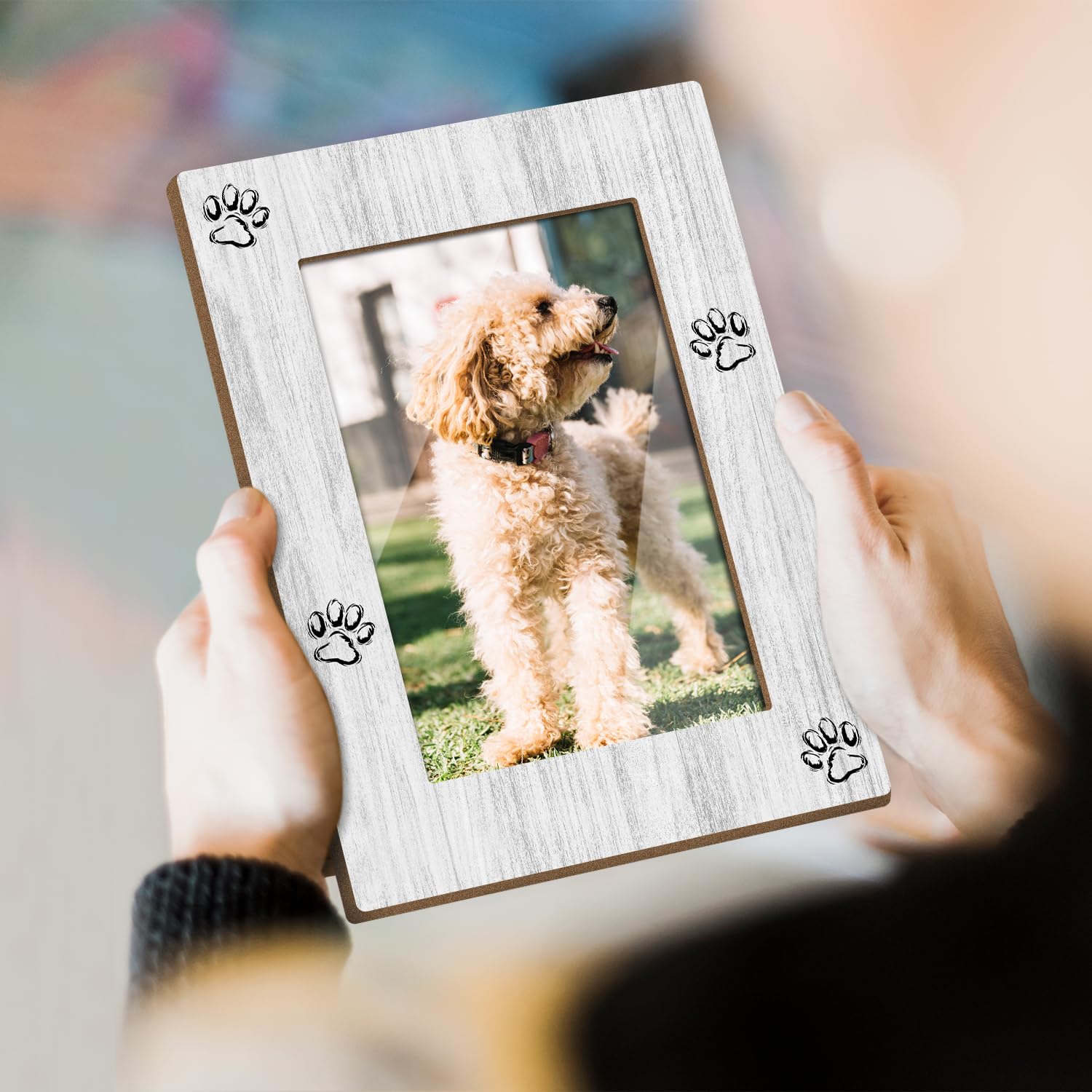XK59 - Marco de fotos de madera con estampado de huellas de mascotas para perros y gatos, regalos para amantes de las mascotas, dueño de mascotas, marco de fotos de 4 x 6 pulgadas para exhibición de
