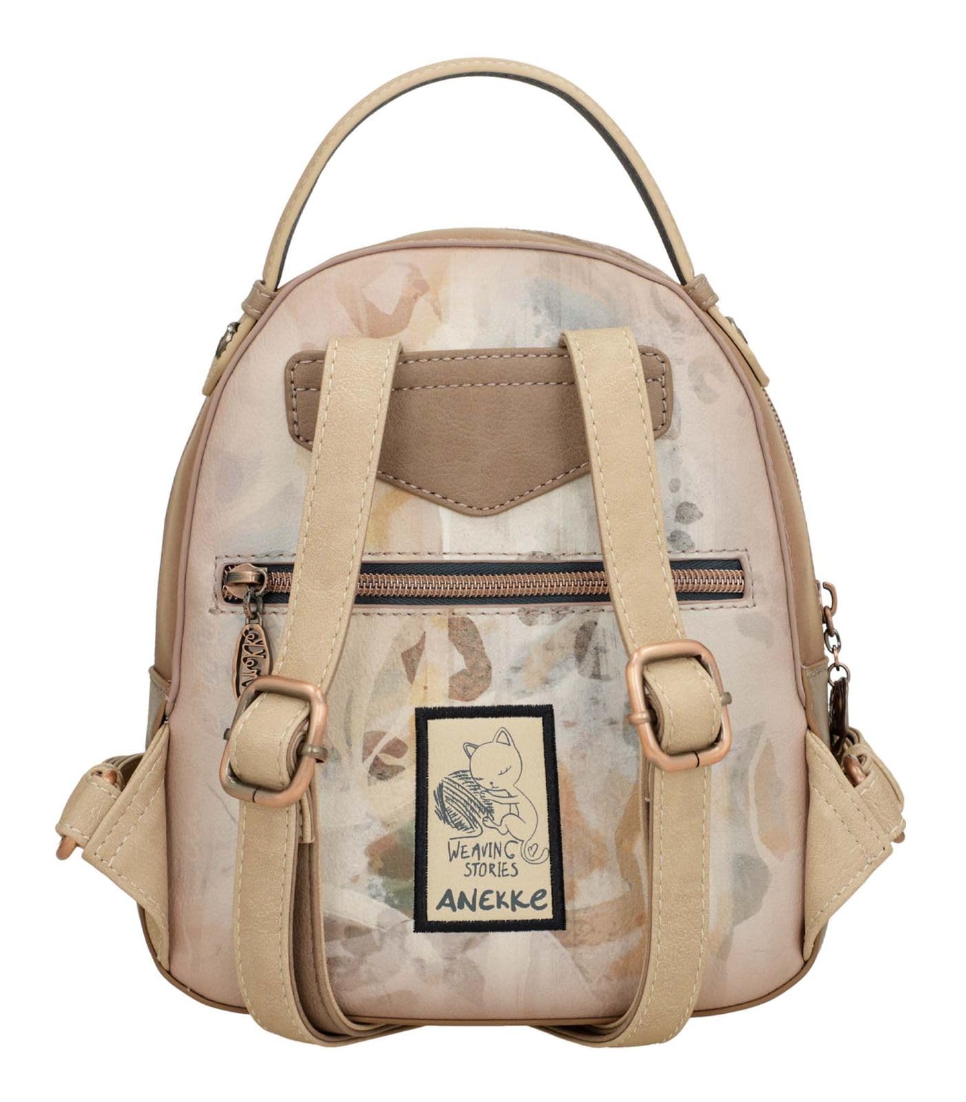Anekke Mochila Pequeña de Paseo Memories - Compacta y Ligera con Estilo Bolsillos Interiores y Traseros | Medidas: 19x23x8 cm