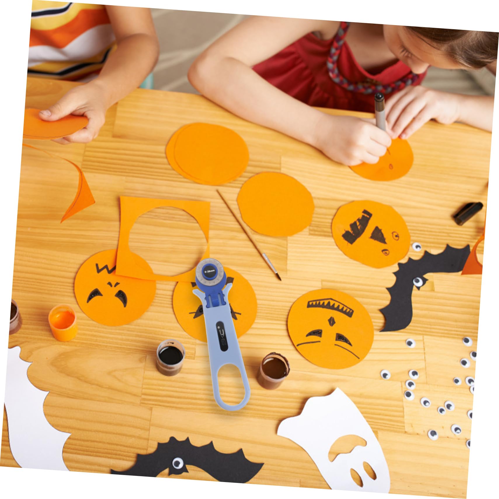 ARTIBETTER Tailoring Tool Fabric Cutting Wheel Knife Easy to Cut Fabric Materials for Diy