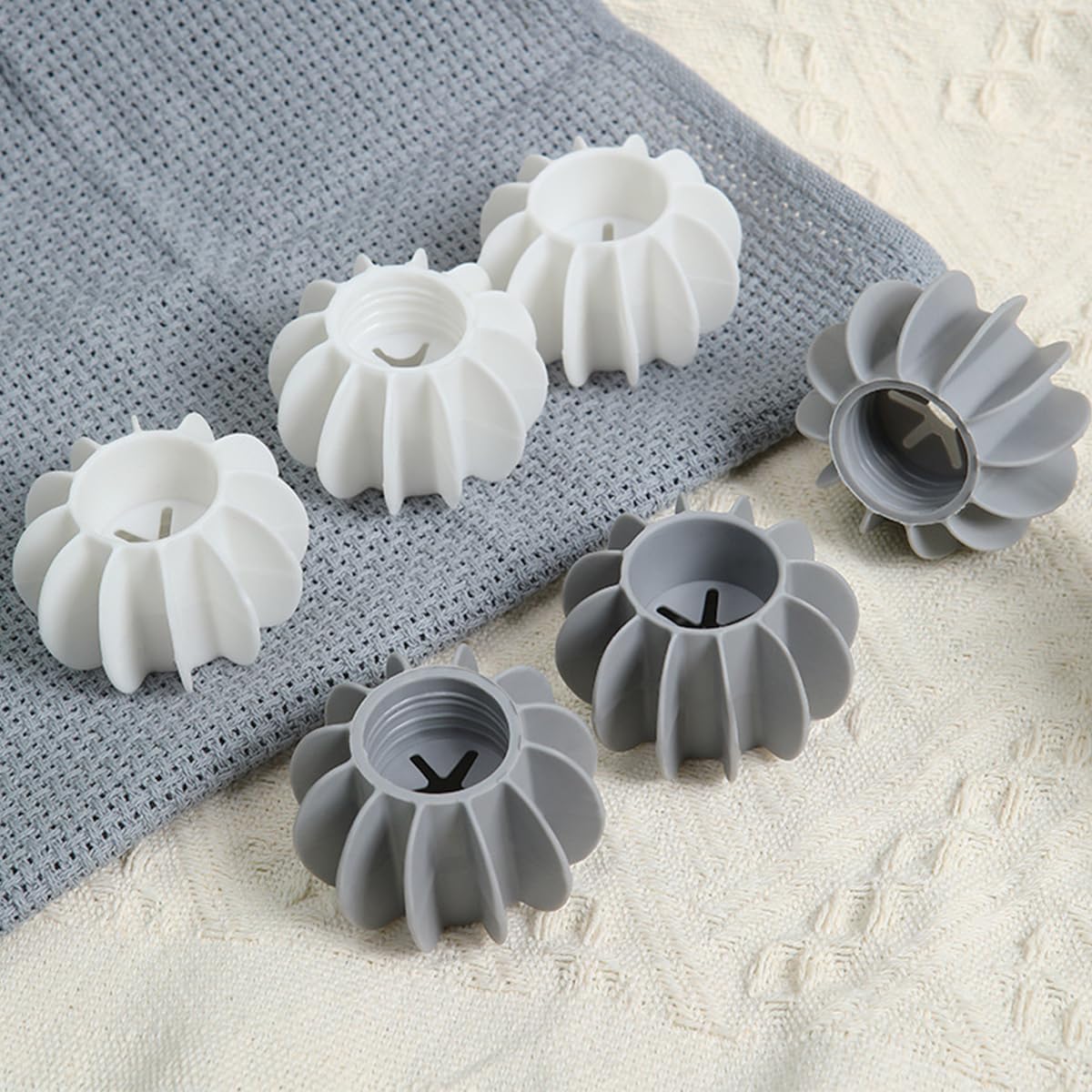 10Pcs Reusable Laundry Balls Scrubbing Balls Gray White Silicone Dryer Balls Washing Machine Ball Fabric Softener Alternative for Clothes Deep Cleaning Anti-Winding