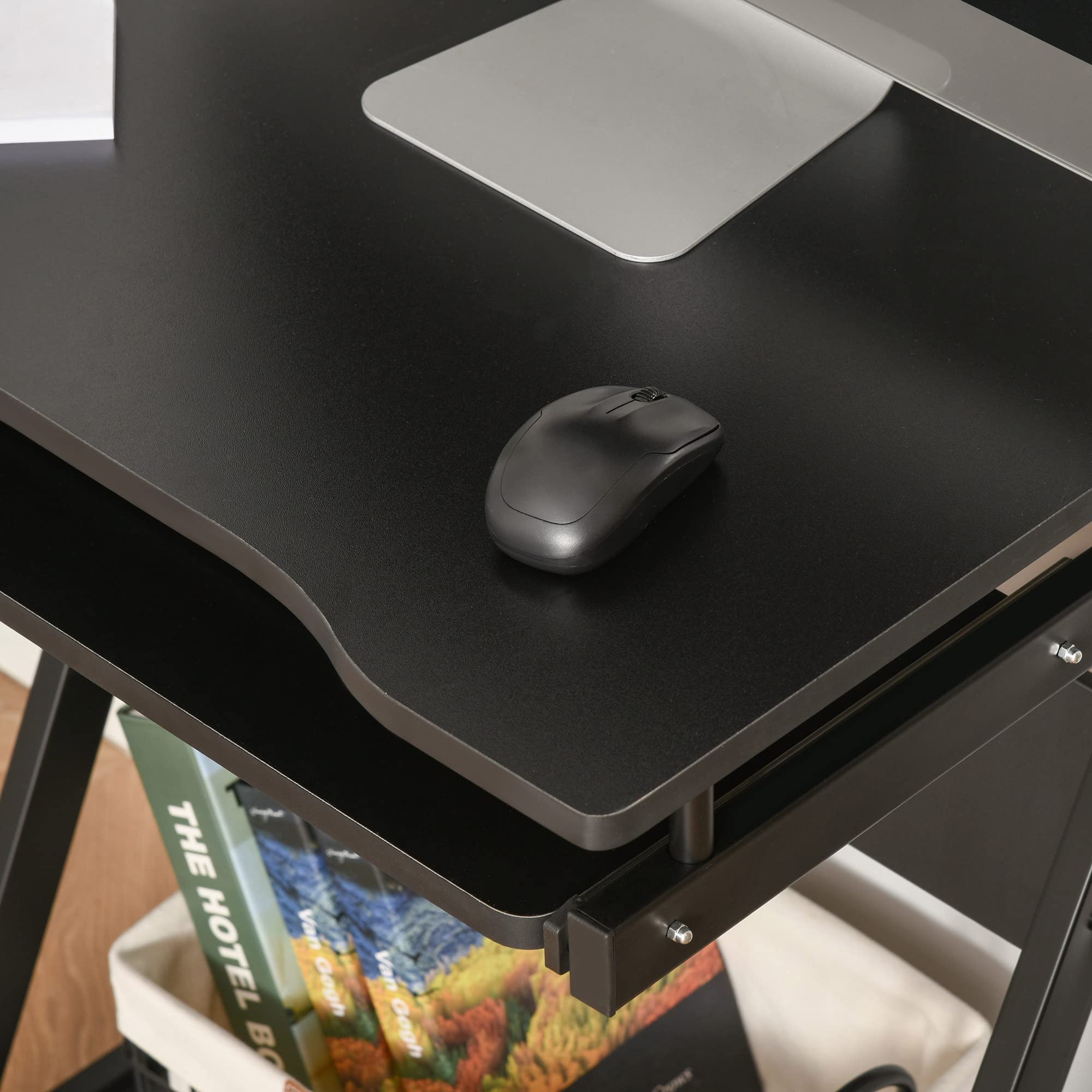 HOMCOM Scrivania per Computer Porta PC Classico e Salvaspazio, Scrivania per cameretta con Piano Tastiera a Scomparsa, 4 Ruote e Ripiano Inferiore Nero 60x48x73cm