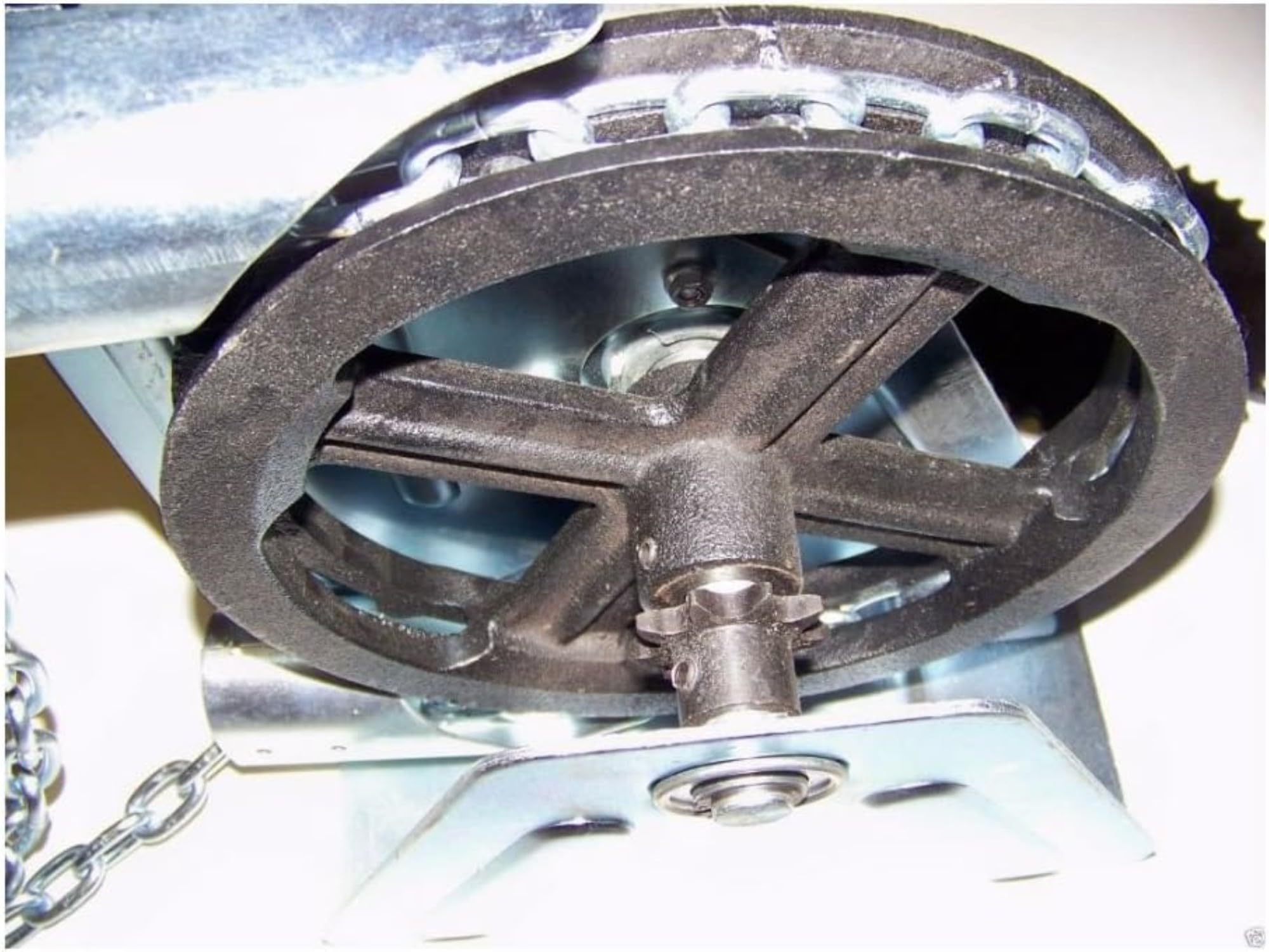 Wall Mount Garage Door Chain Hoist - Gear Reduced - 2000R (Made In Canada)