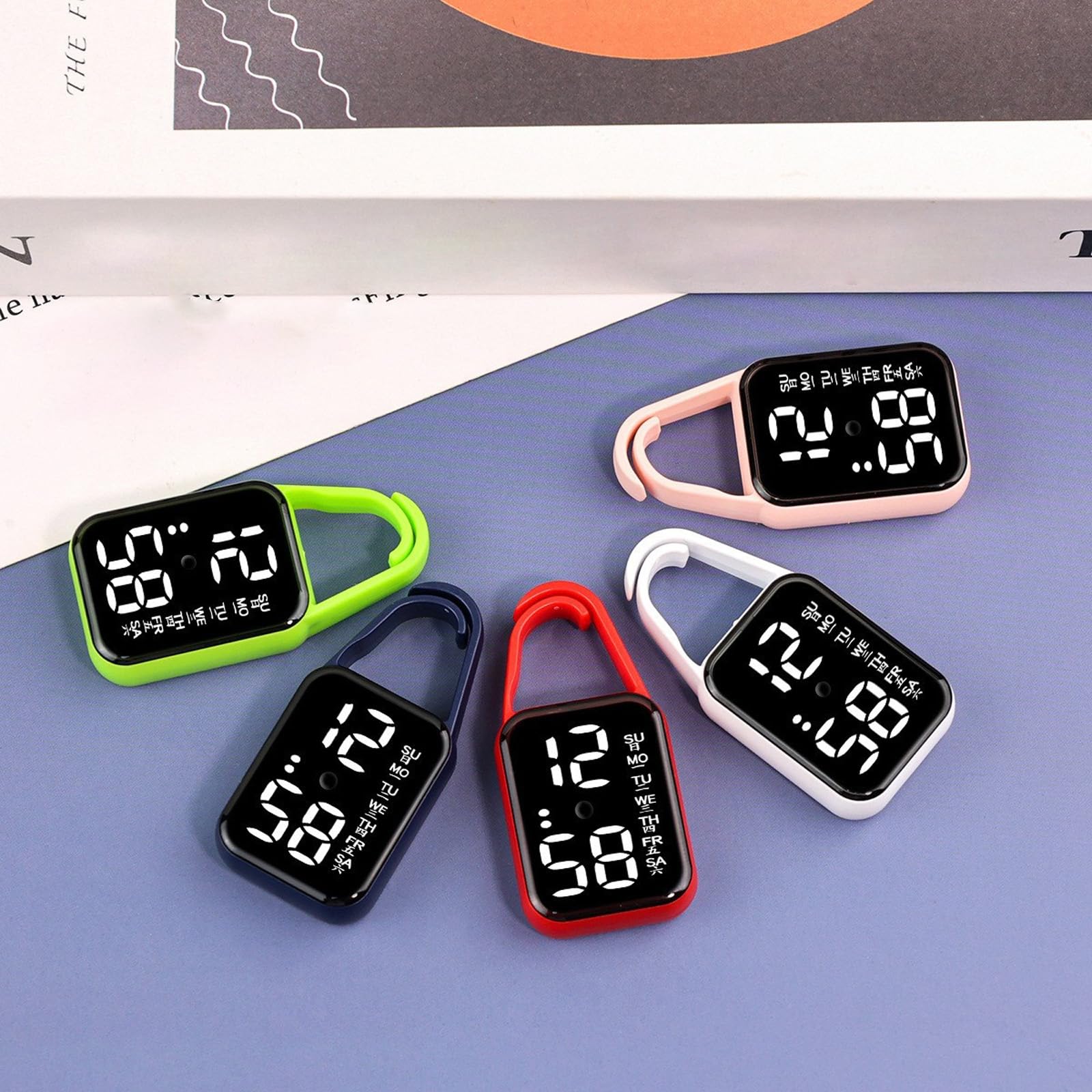 Llavero de luz nocturna con reloj digital táctil para estudiantes