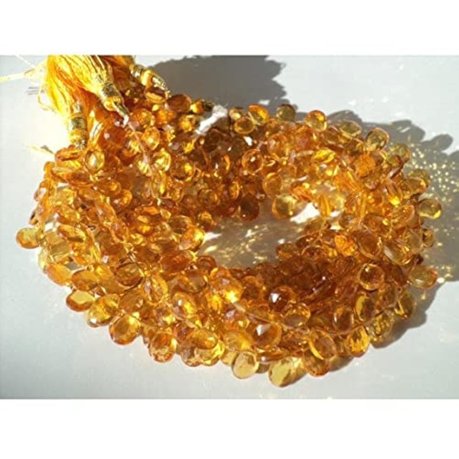 Quartz citrine jaune abricot en perles poires facettées haut de gamme
