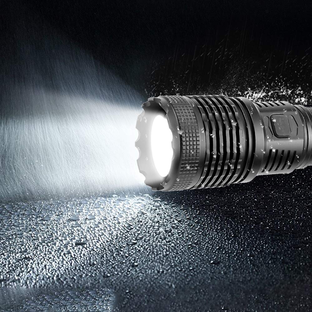 WESLITE XHP50 Taschenlampe | 5000 Lumen, Aufladbar | Mit Stromanzeige & Sicherheitshammer